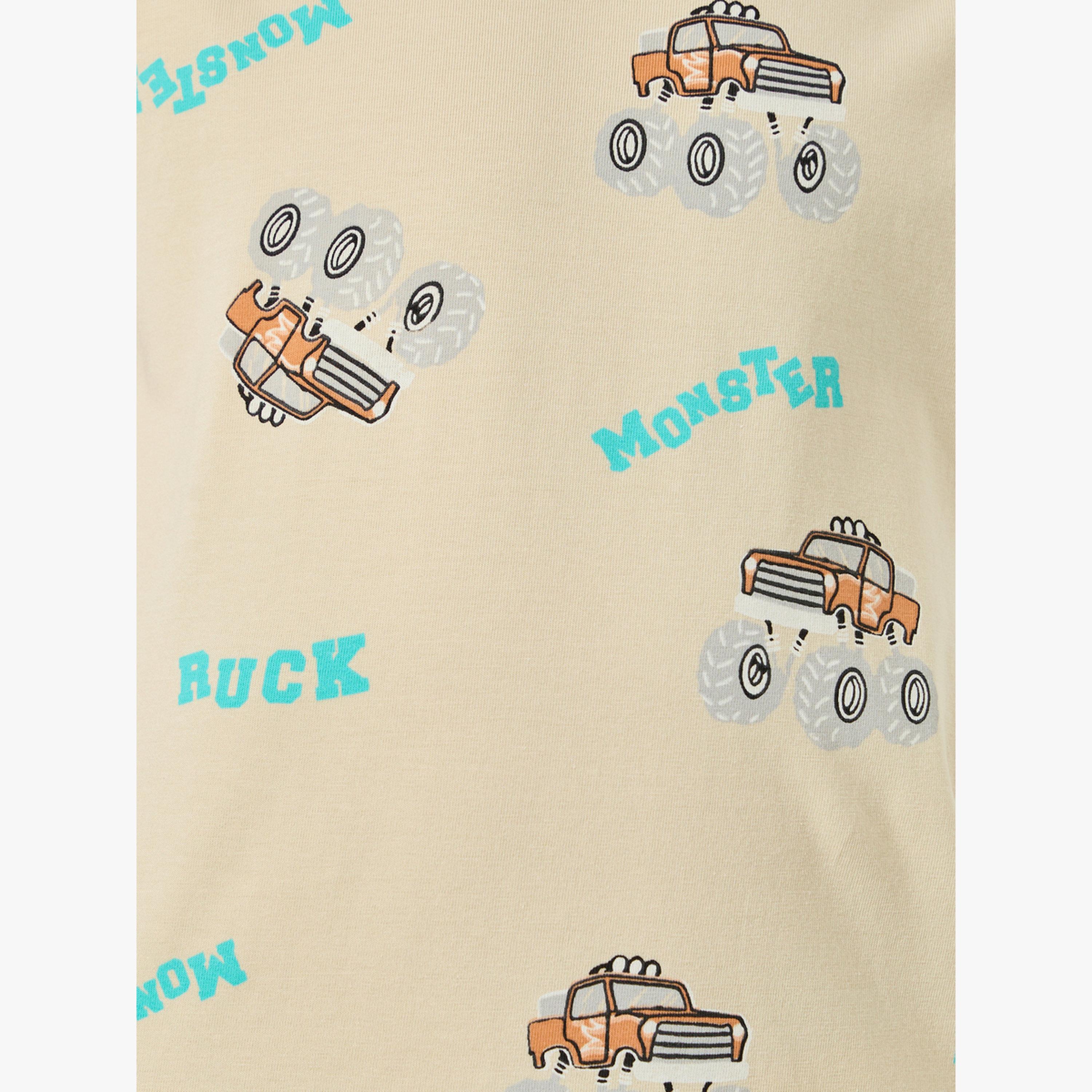 طقم بيجاما من شورت وتيشيرت بطبعة جرافيك-boys-clothing-nightwear-image-5