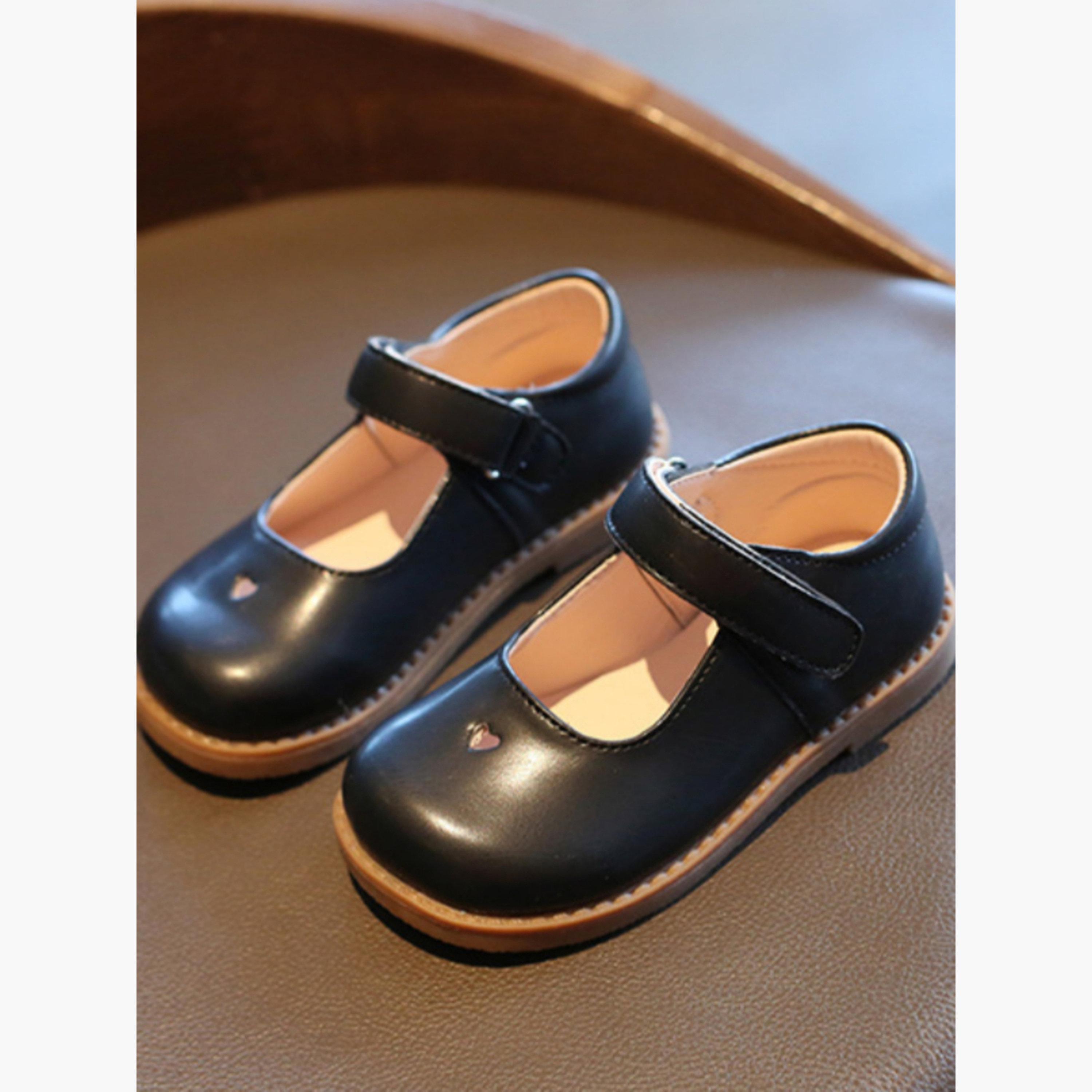 Take Two Girls Black Solid Mary Jane Shoes-girls-shoes-ballerinas-image-3