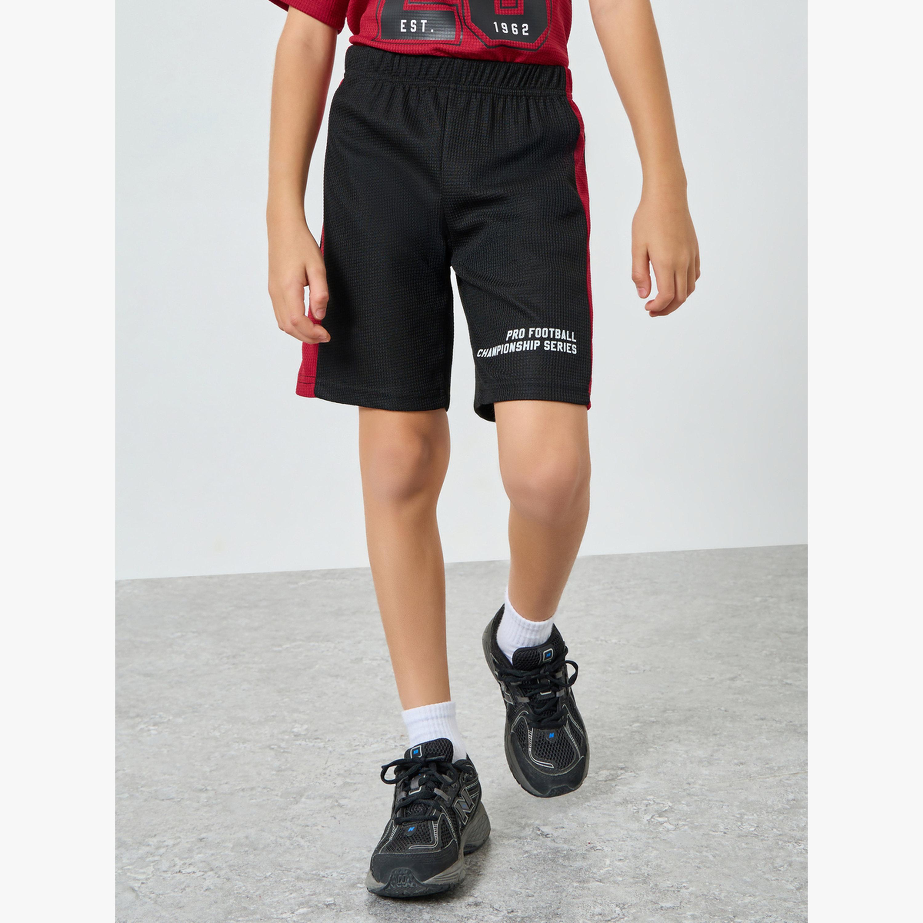 مجموعة من شورت وتيشيرت مستوحى من كرة القدم-boys-clothing-setsandcoords-image-4
