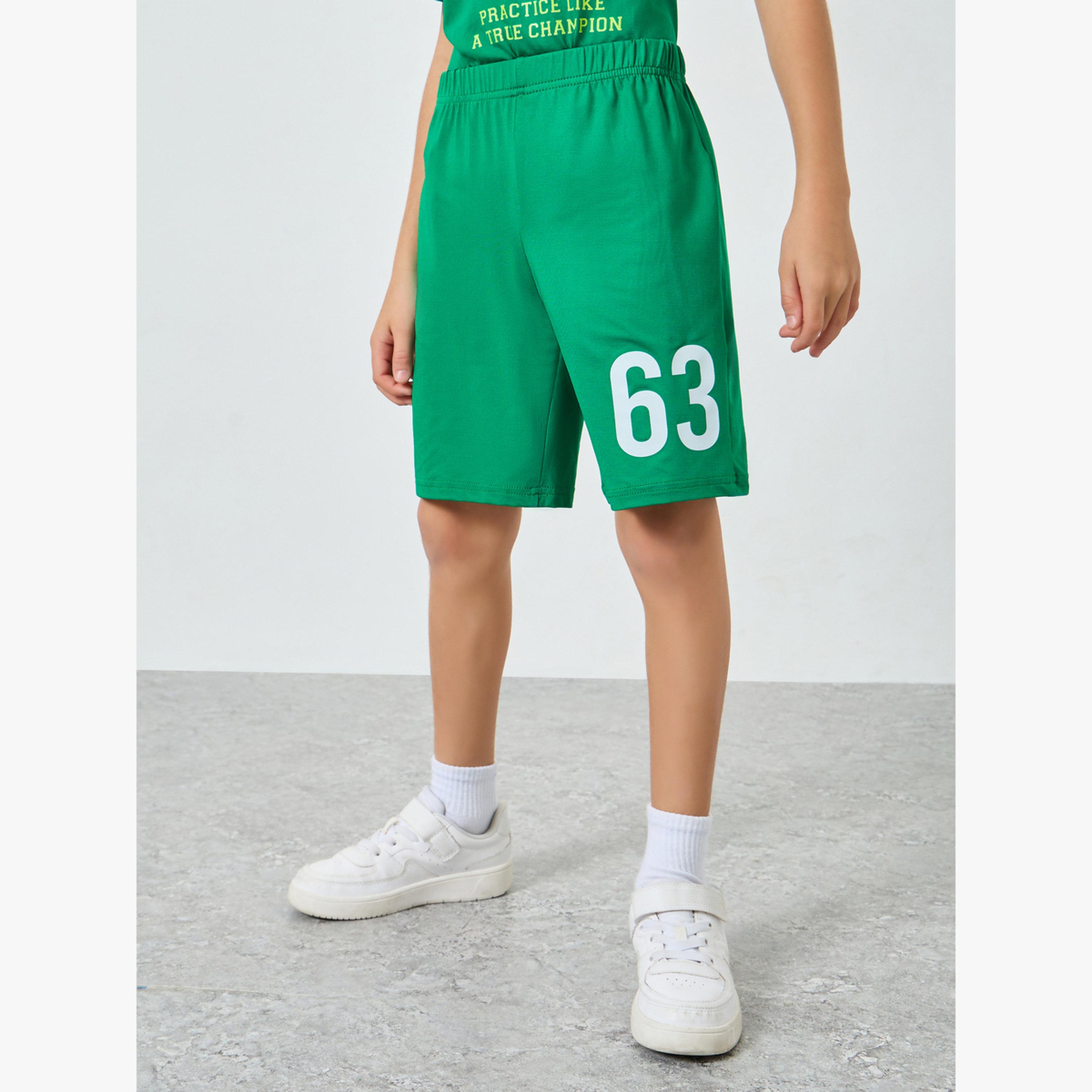 مجموعة من شورت وتيشيرت بطبعة غرافيك كرة قدم-boys-clothing-setsandcoords-image-5