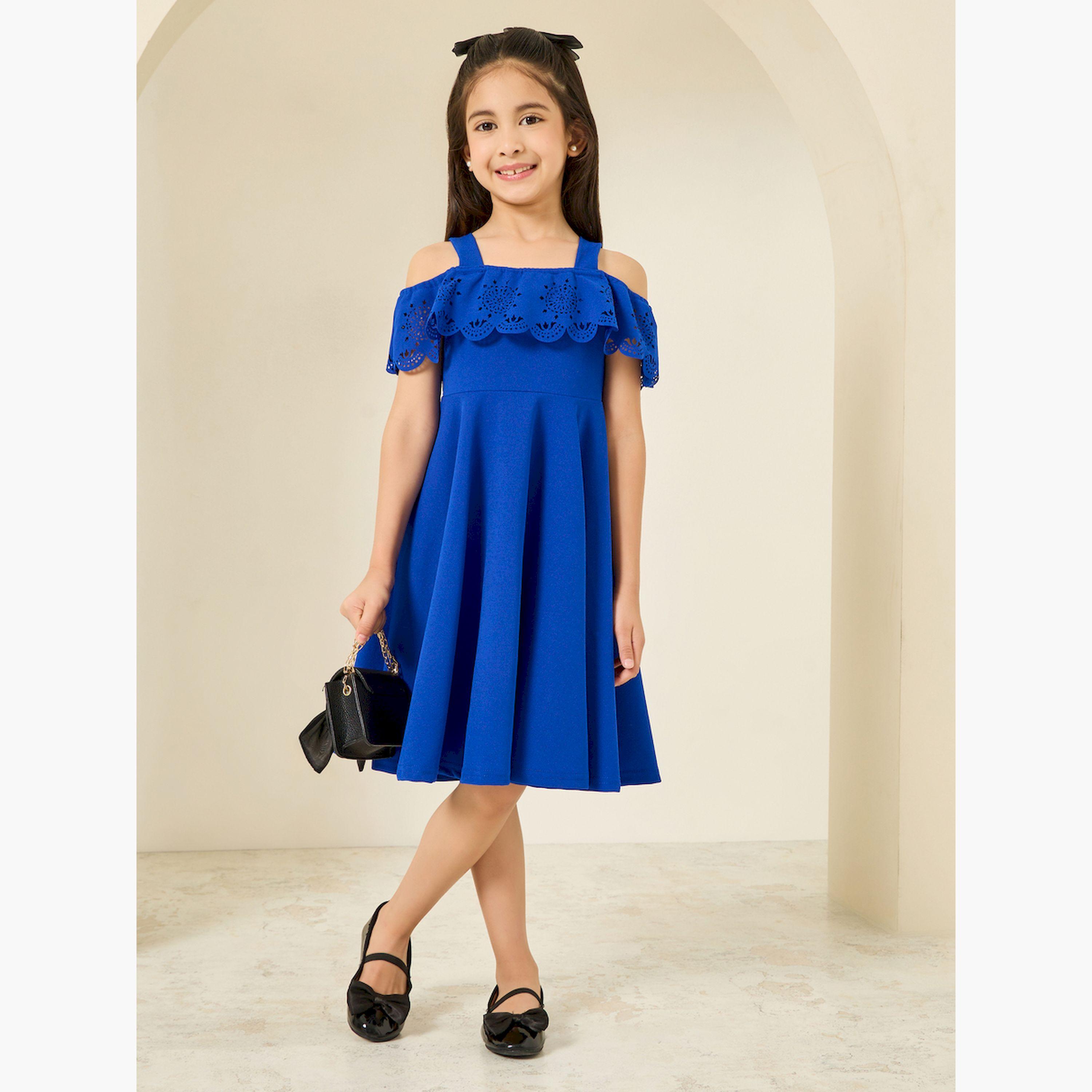 فستان أزرق بطول الركبة مكشوف الكتفين بتطريز شيفلي-girls-clothing-dressesandjumpsuits-image-2