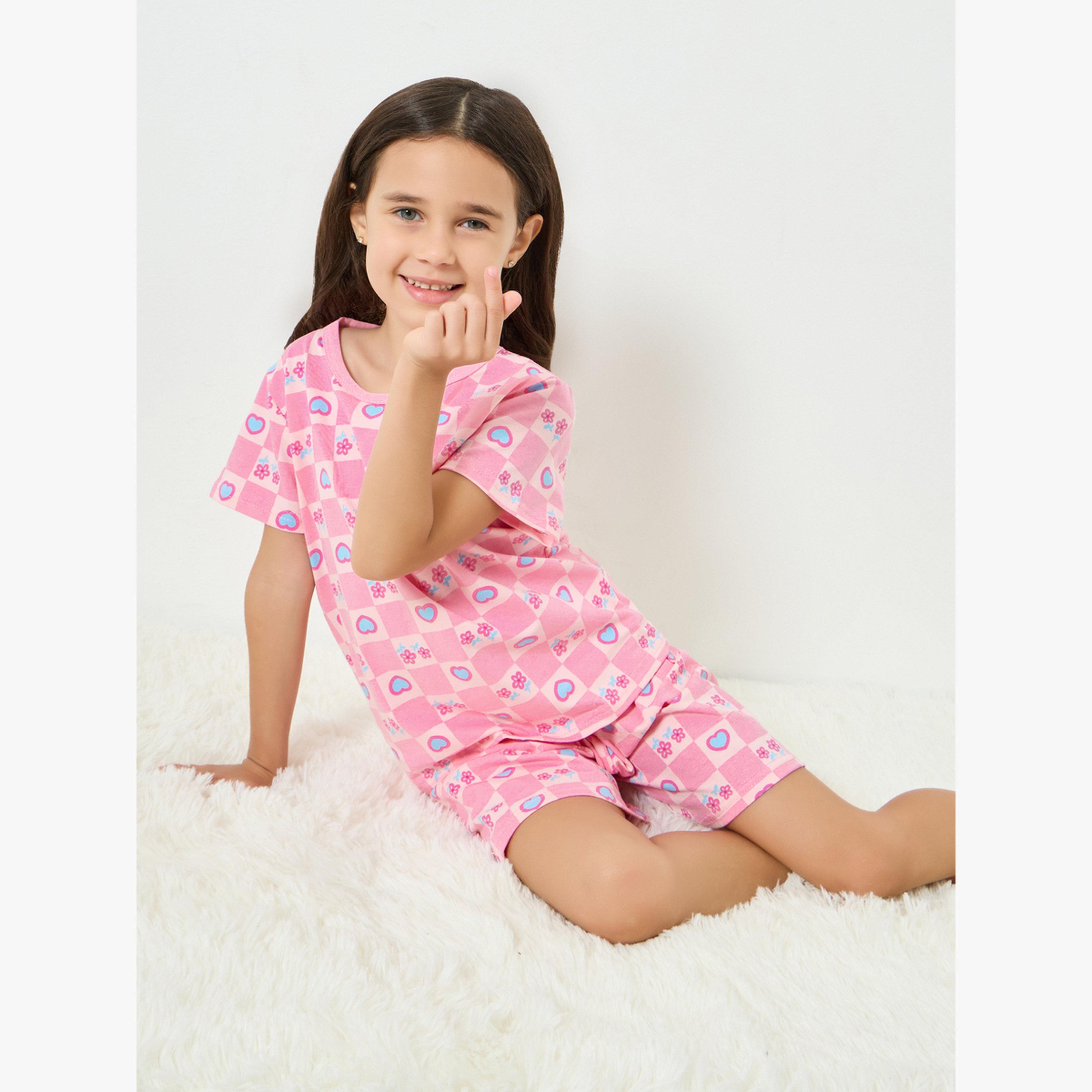Styli Girls Pink Printed T-Shirt and Shorts Pyjama Set-girls-clothing-nightwear-image-2