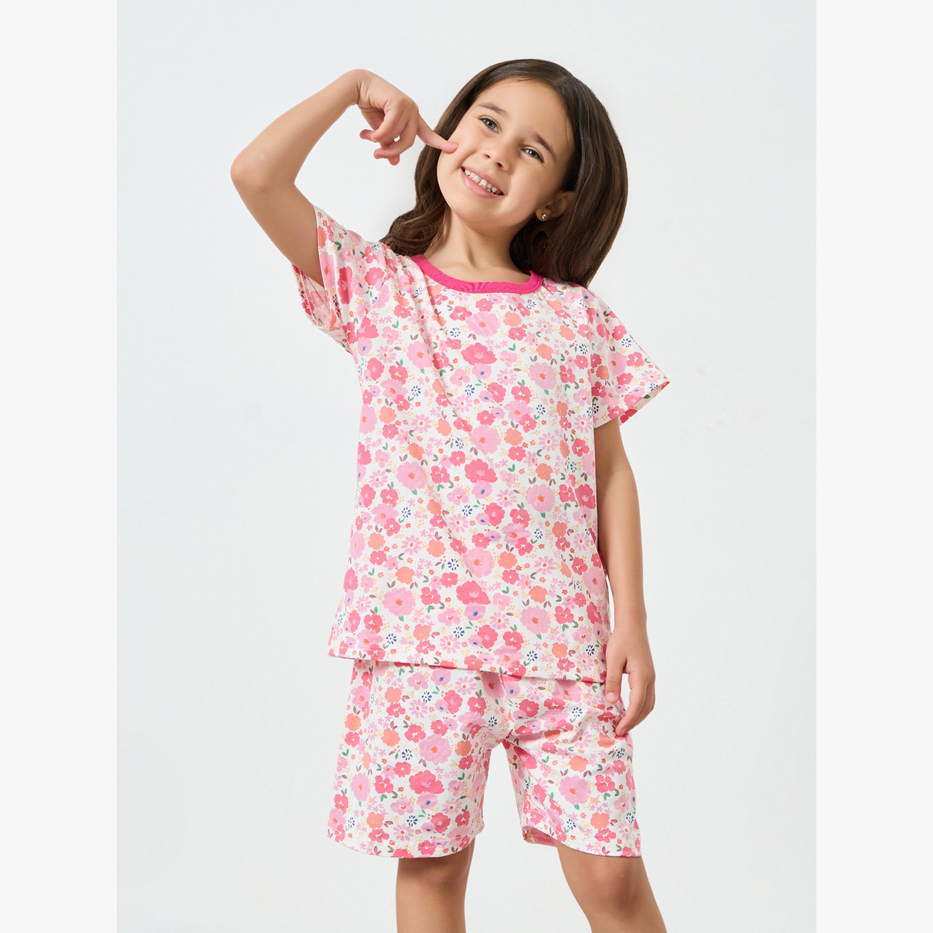 مجموعة من شورت وتيشيرت بطبعة أزهار-girls-clothing-nightwear-image-5