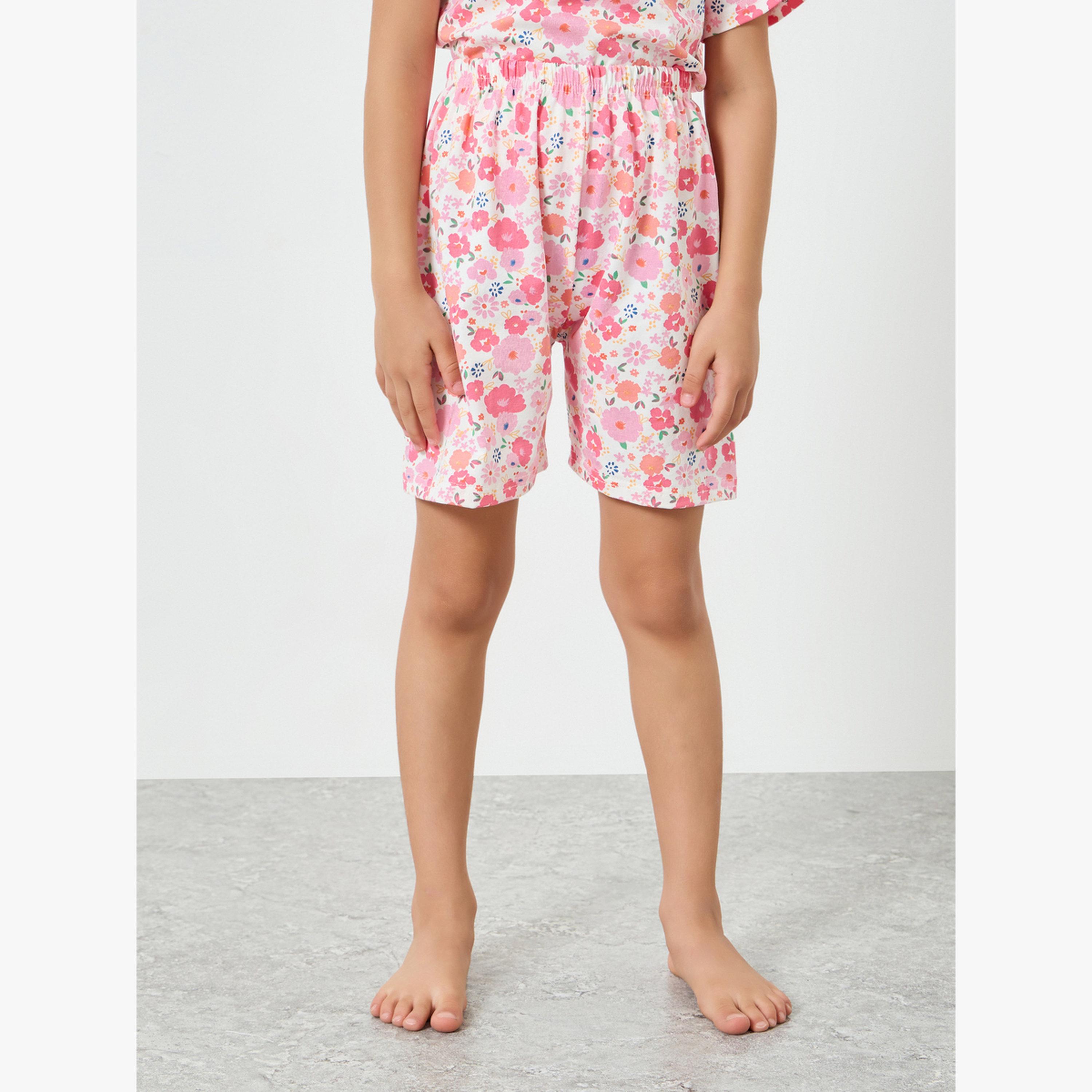 مجموعة من شورت وتيشيرت بطبعة أزهار-girls-clothing-nightwear-image-2