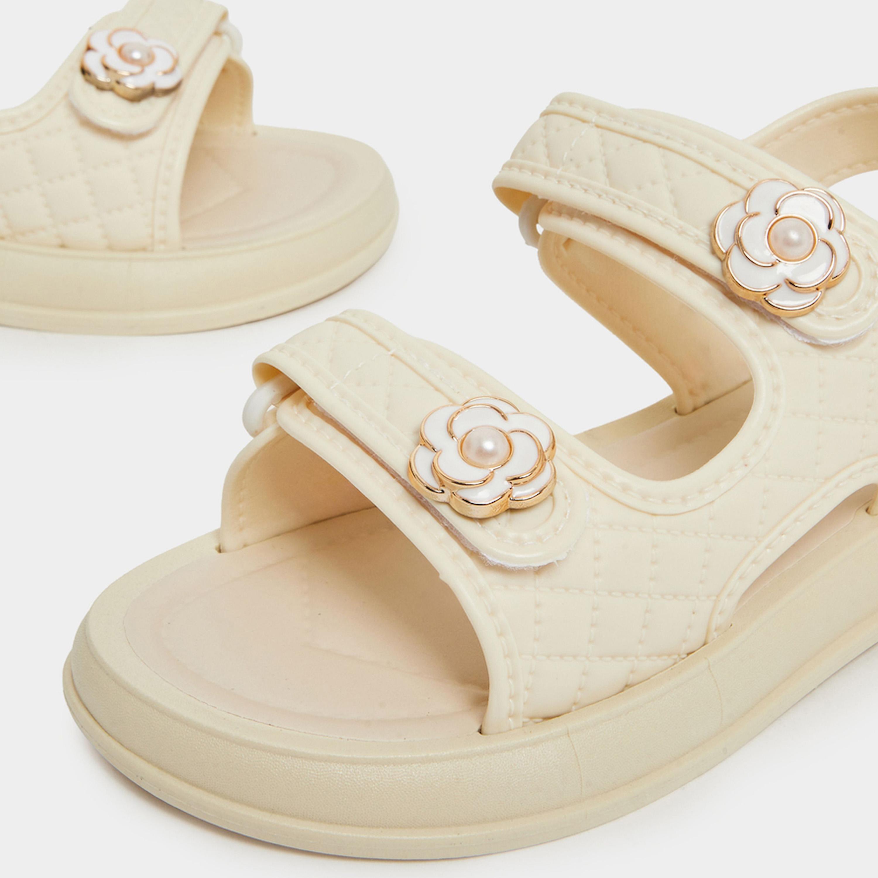 صندل بيج مبطن بتفاصيل زهور-girls-shoes-sandals-image-4