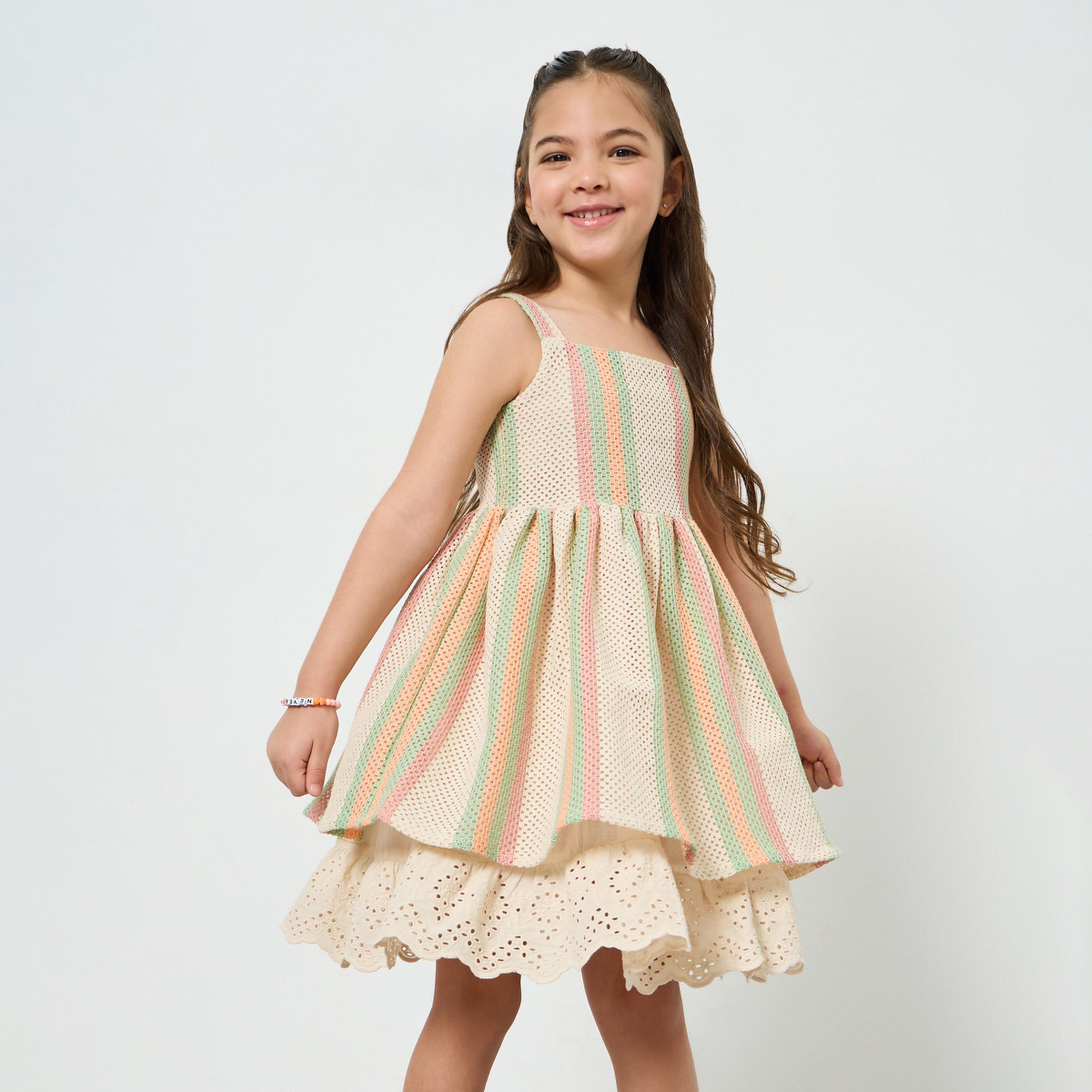 فستان بطول الركبة مخطط بحافة مُطرّزة وطبقات-girls-clothing-dressesandjumpsuits-image-1