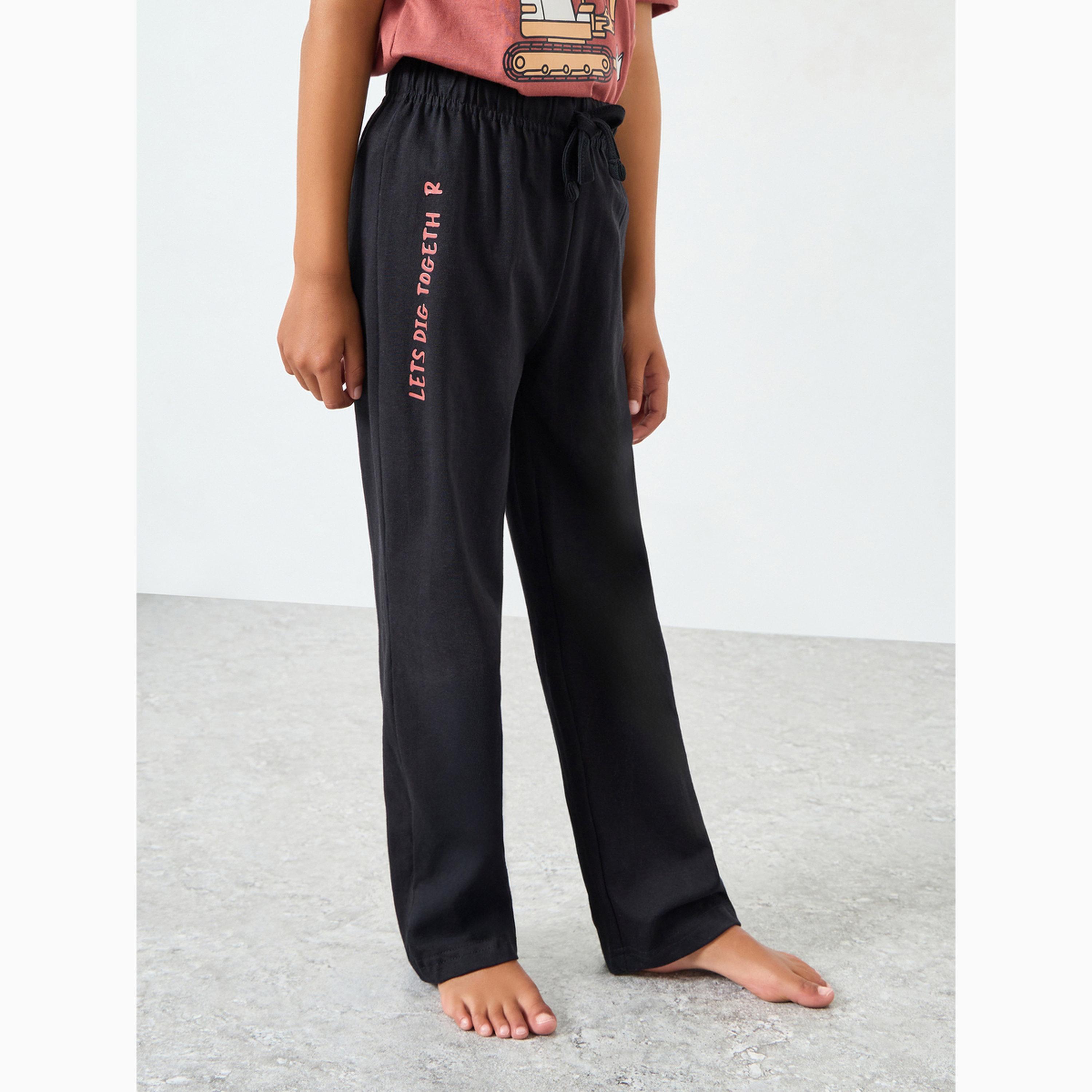 Styli Boys Graphic Print T-Shirt and Pyjama Set-boys-clothing-nightwear-image-4