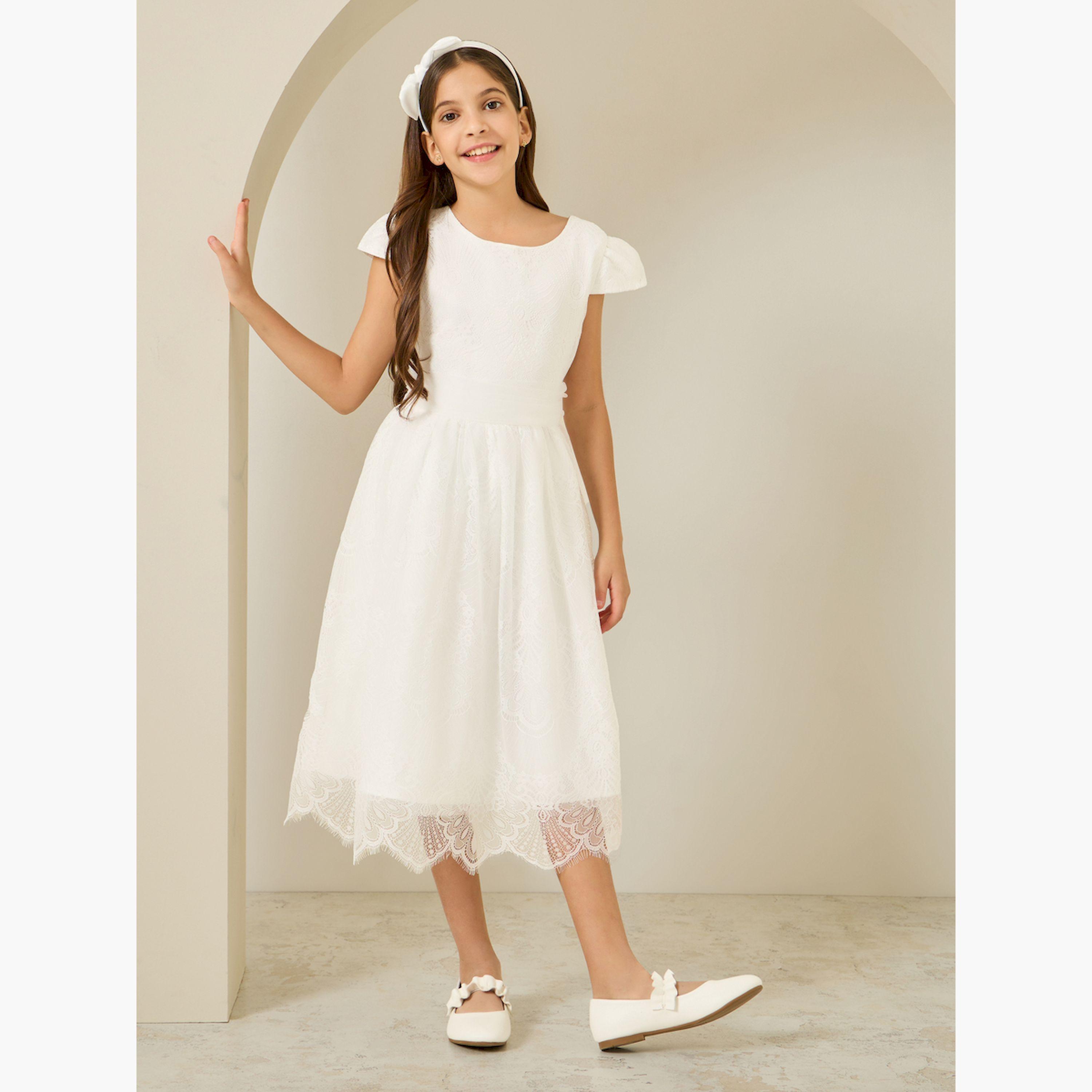 فستان بتفاصيل دانتيل وأكمام قصيرة-girls-clothing-dressesandjumpsuits-image-2
