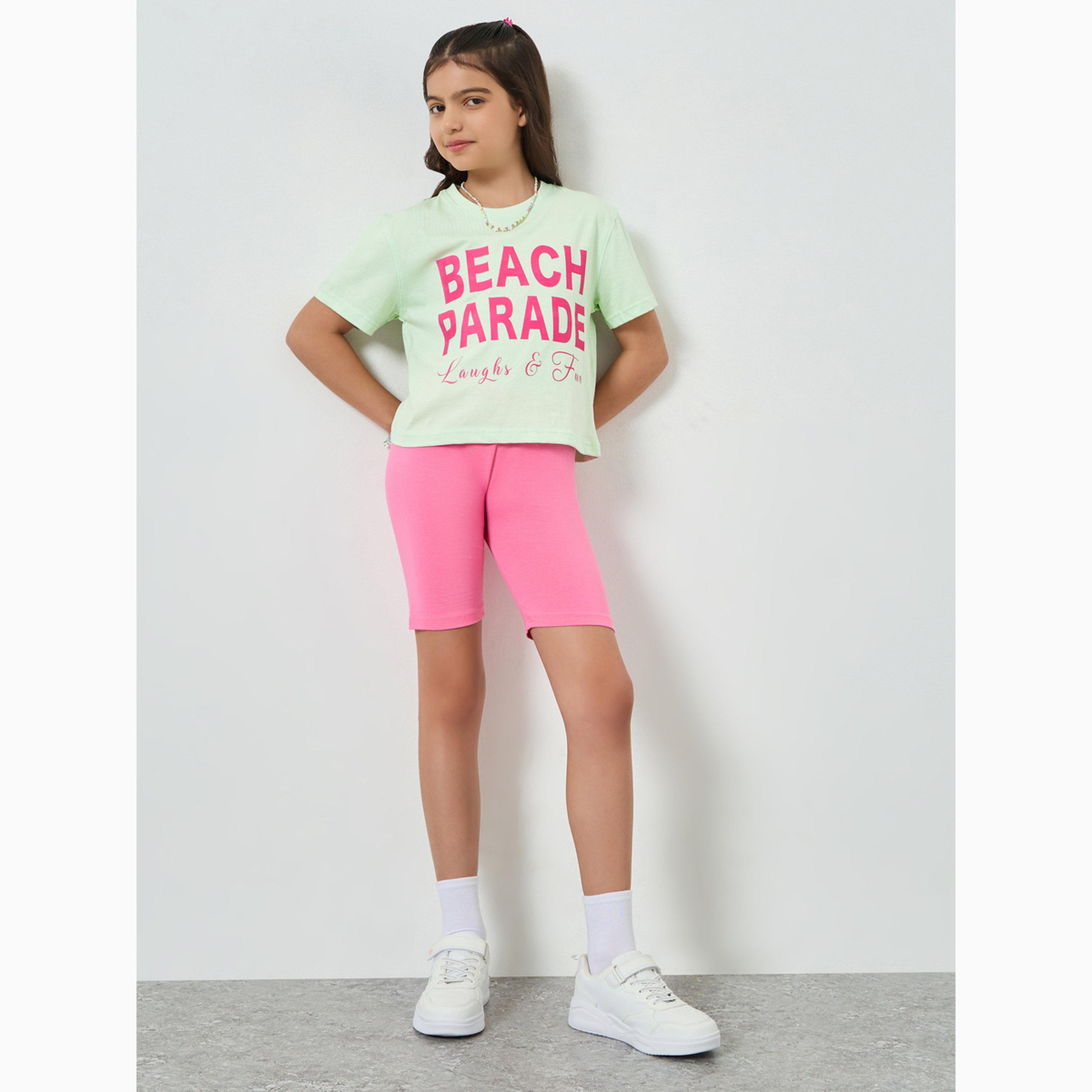 تيشيرت قصير بأكتاف منسدلة وطبعة شعار للفتيات-girls-clothing-tshirts-image-2