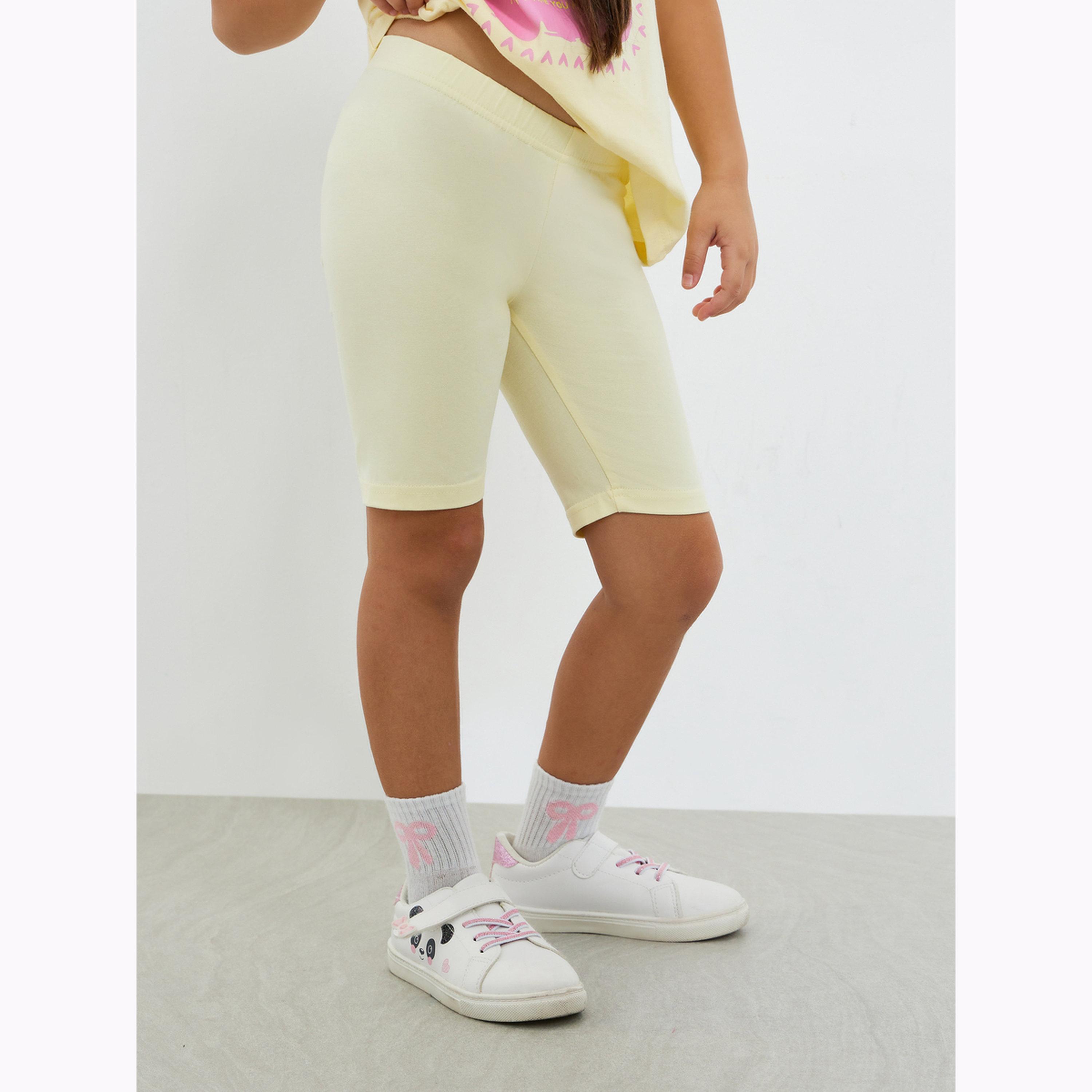 مجموعة من شورت دراجات وتيشيرت بطبعات فراولة للبنات-girls-clothing-setsandcoords-image-5