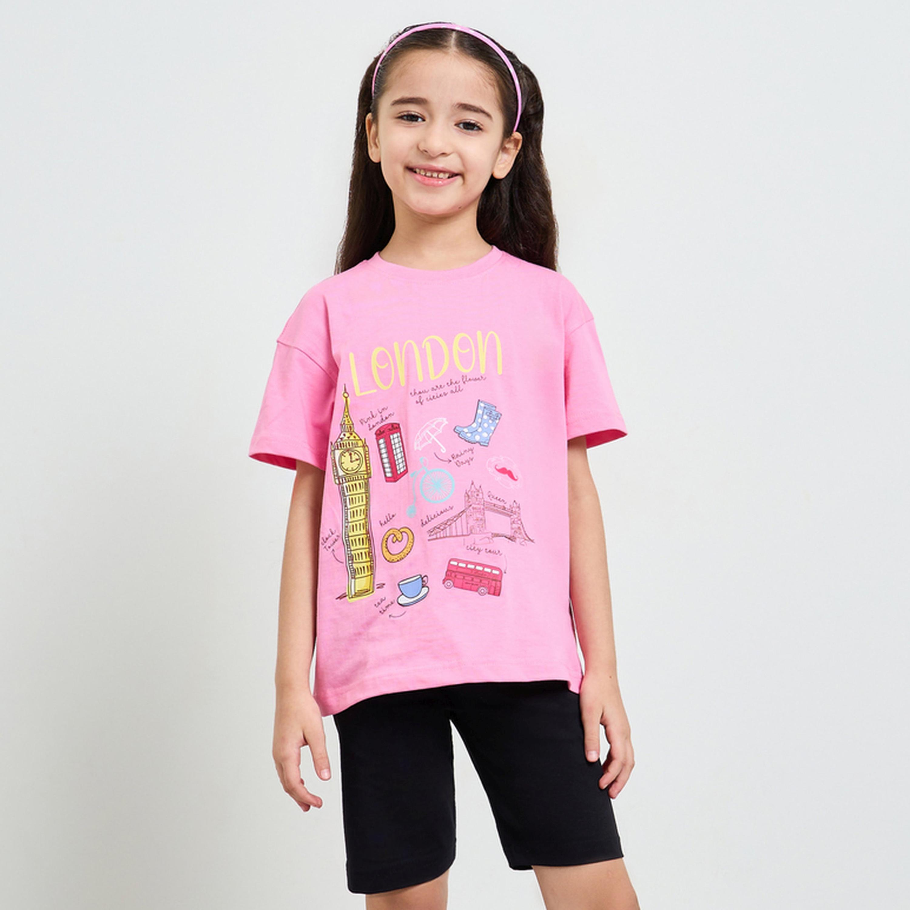 ستايلي - طقم تيشيرت مطبوع كبير الحجم للبنات وشورت رياضي-girls-clothing-setsandcoords-image-1