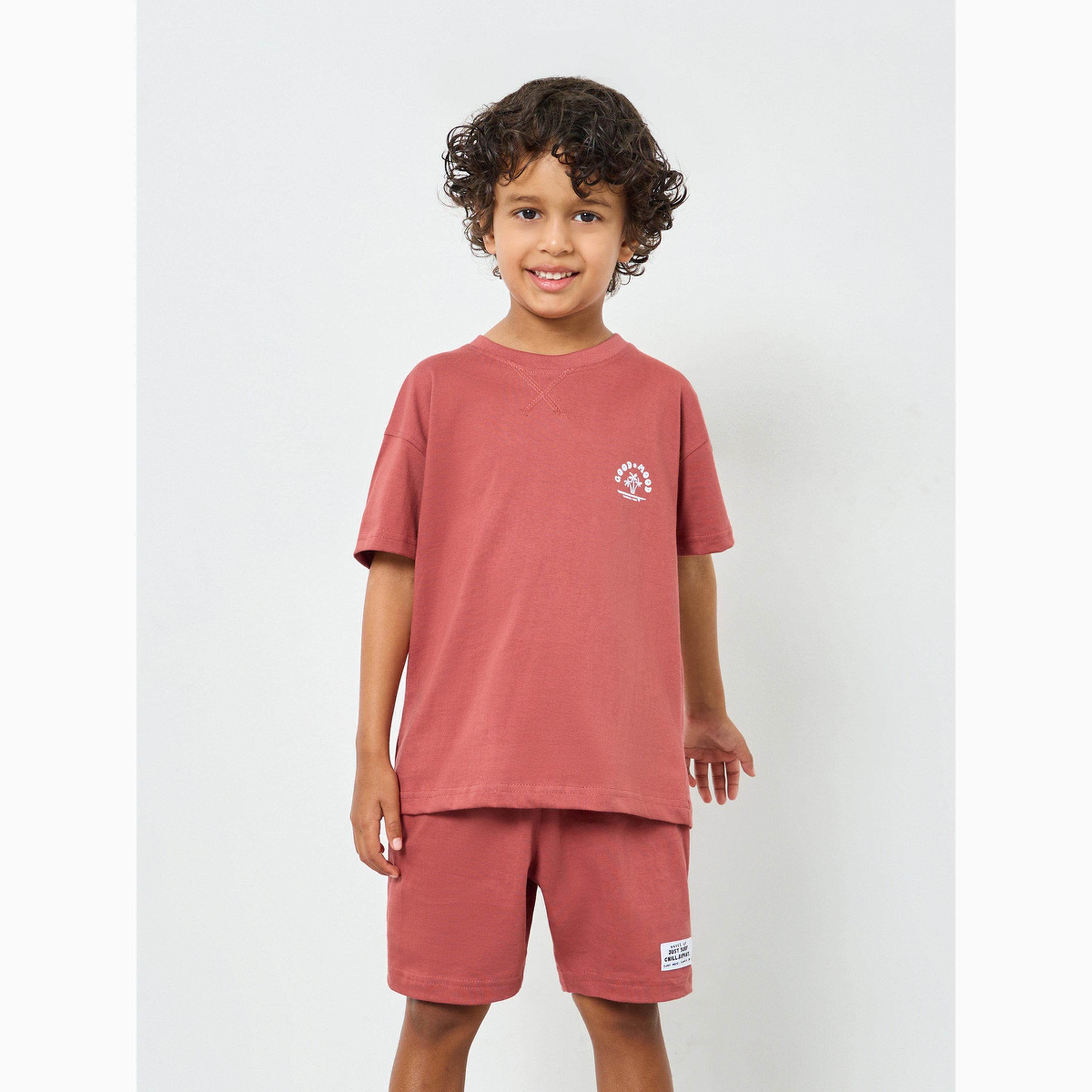 مجموعة من تيشيرت وشورت قطن بطبعات جرافيك للأولاد-boys-clothing-setsandcoords-image-1