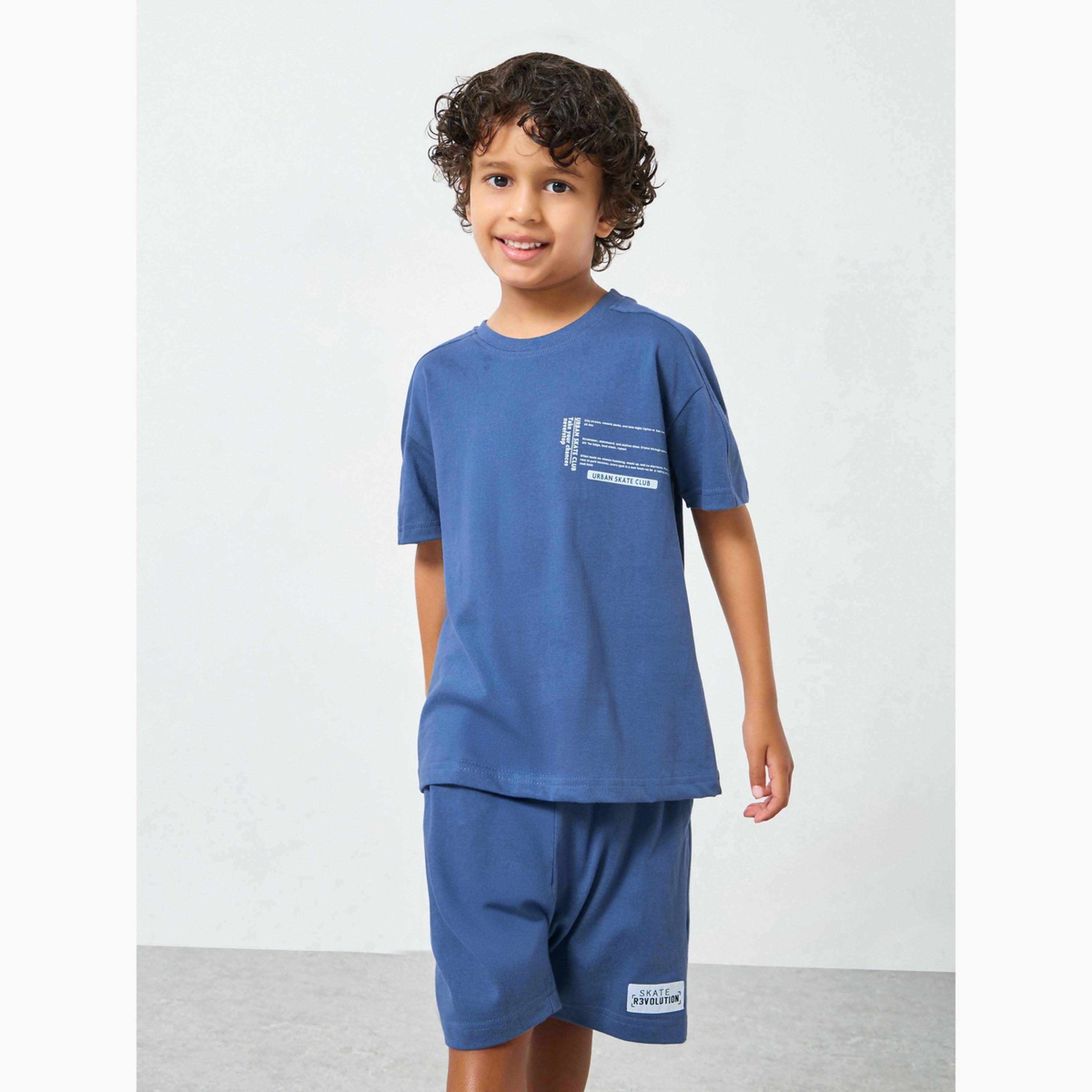مجموعة من شورت وتيشيرت أوفر سايز مطبوع للأولاد-boys-clothing-setsandcoords-image-1