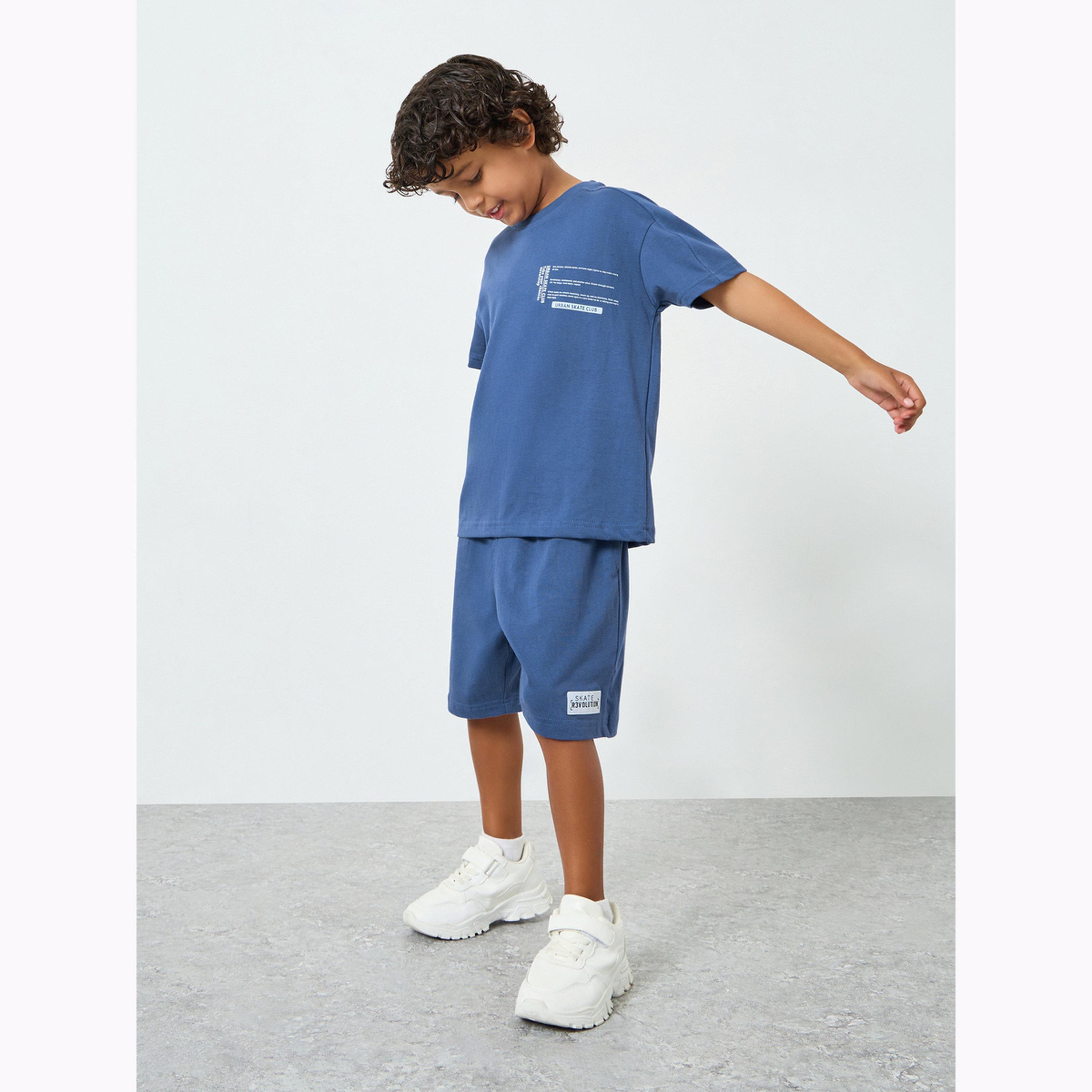 مجموعة من شورت وتيشيرت أوفر سايز مطبوع للأولاد-boys-clothing-setsandcoords-image-2