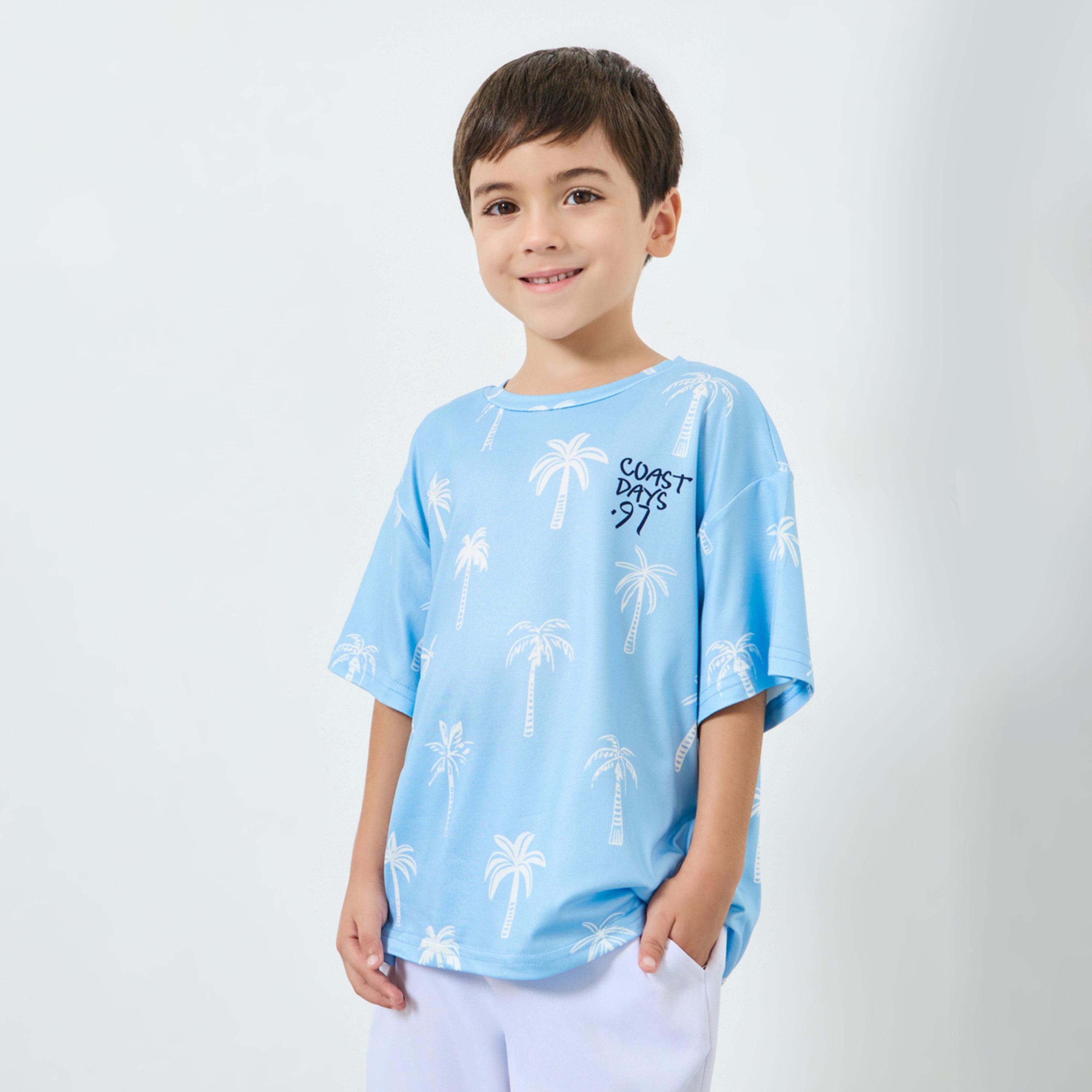 تيشيرت كبير الحجم بطبعة نخيل وتطريز نص للأولاد-boys-clothing-tshirtsandpolos-image-1