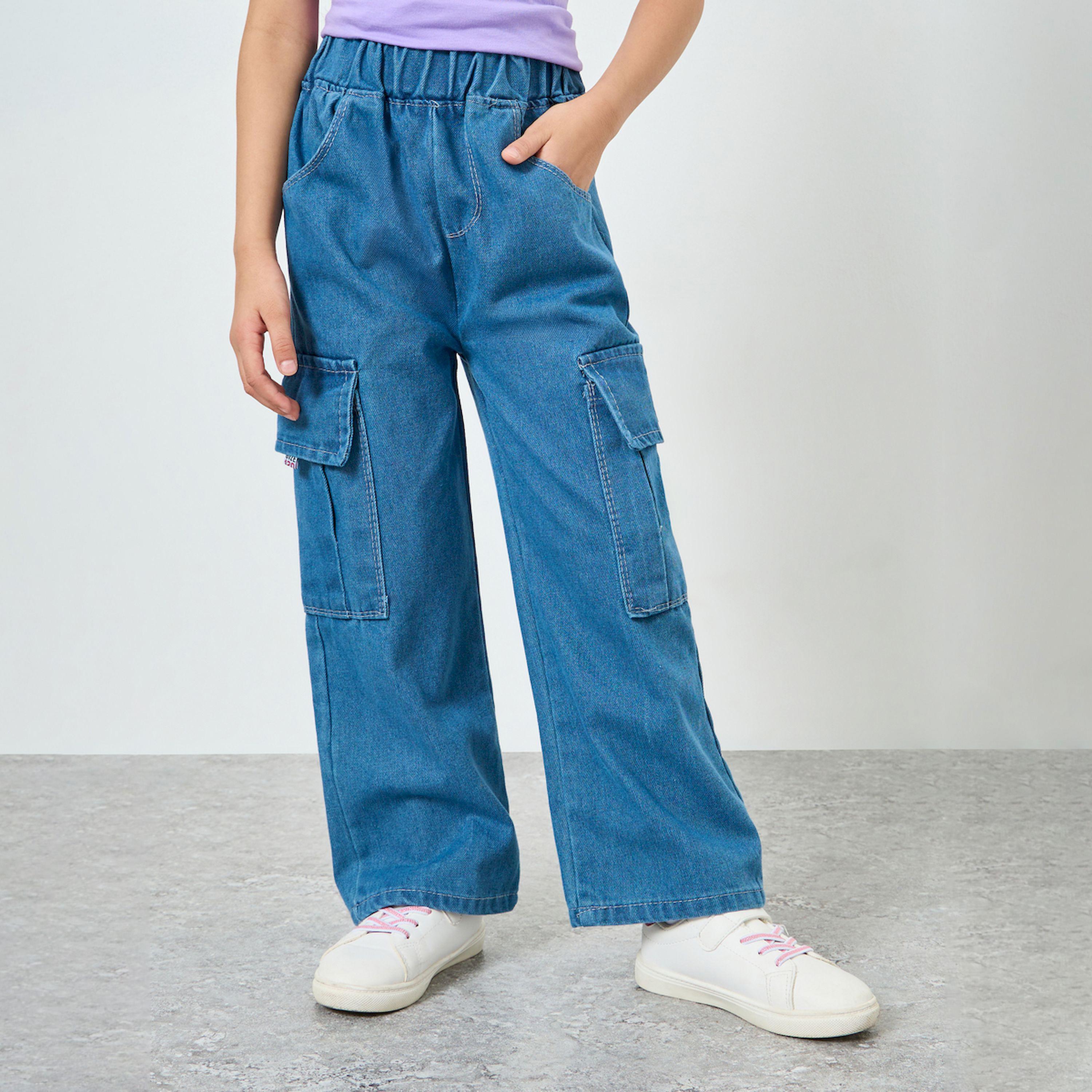 جينز بقصة عادية وجيوب كارجو-baby-girls-clothing-bottoms-jeans-image-1