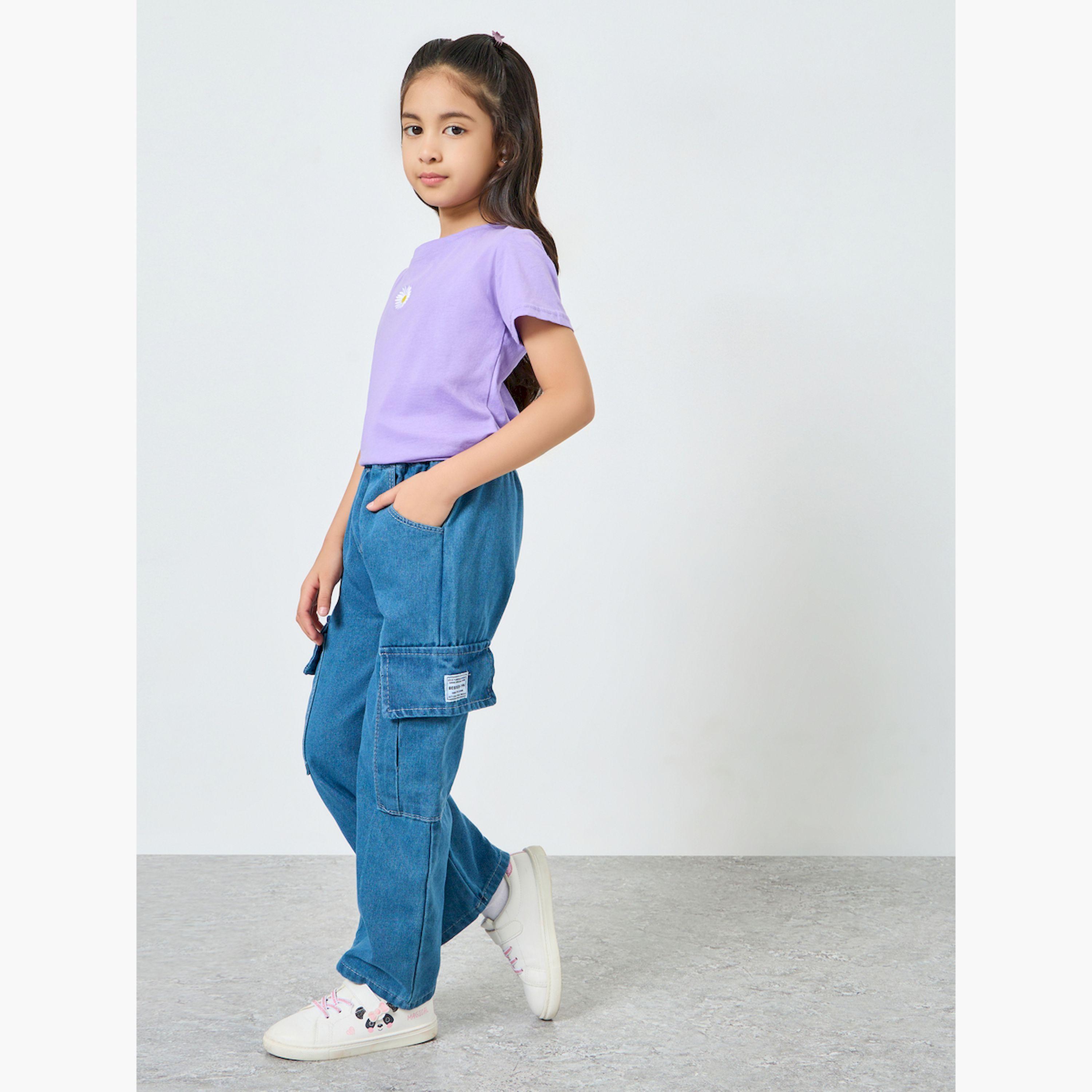 Styli Girls Regular Fit Jeans with Cargo Pockets-baby-girls-clothing-bottoms-jeans-image-2