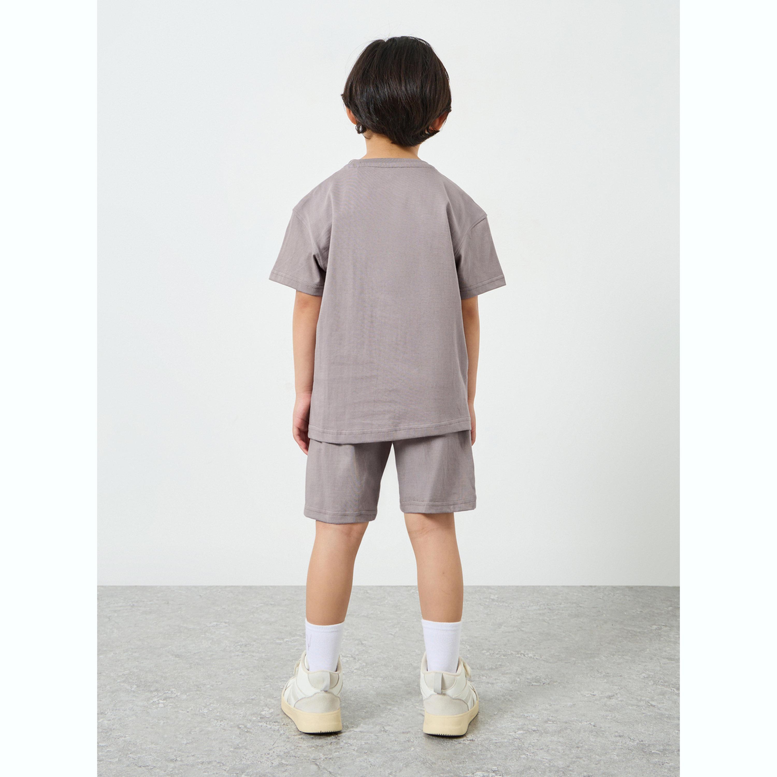 Styli Boys Embossed Print Oversized T-Shirt and Shorts Set-boys-clothing-setsandcoords-image-3