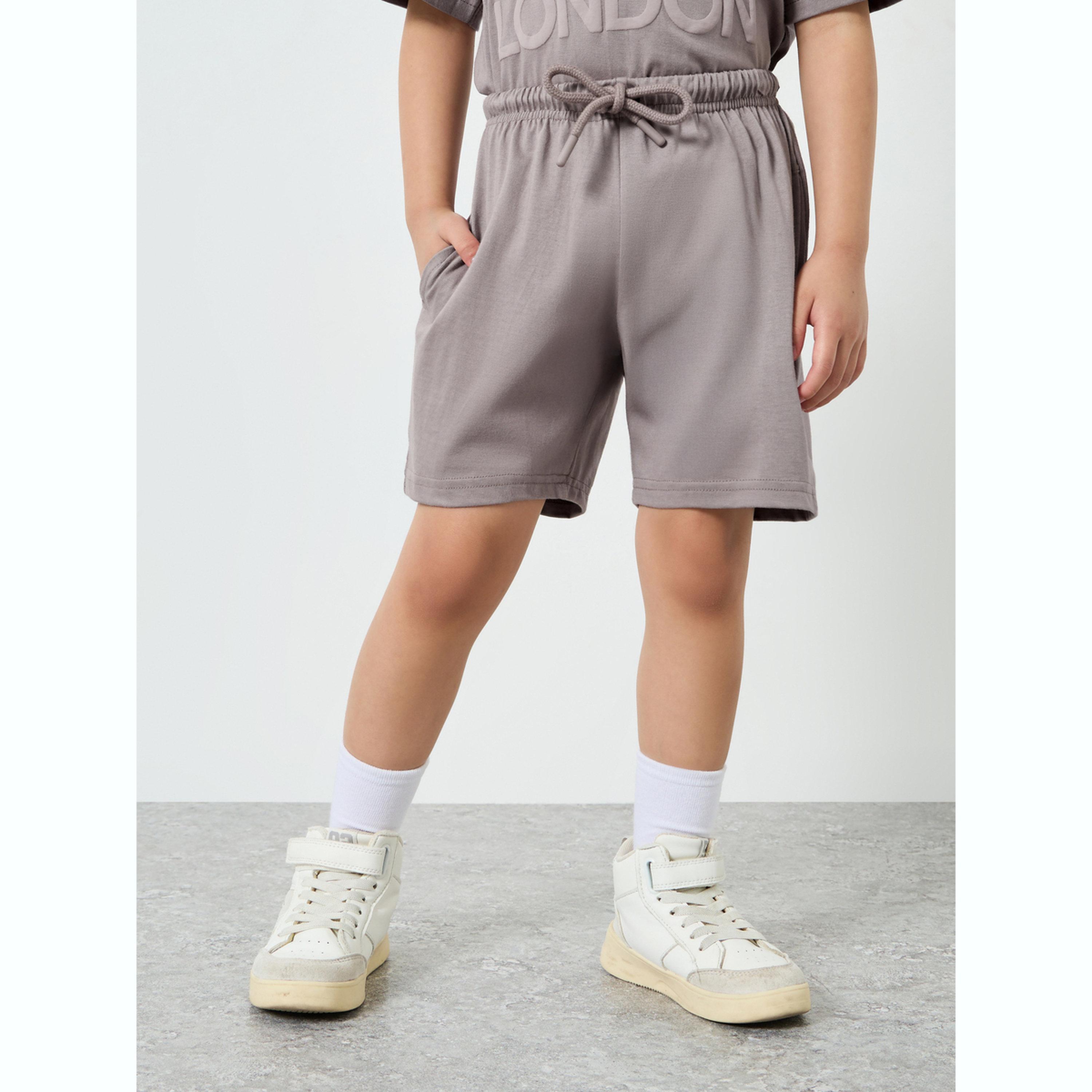 Styli Boys Embossed Print Oversized T-Shirt and Shorts Set-boys-clothing-setsandcoords-image-4