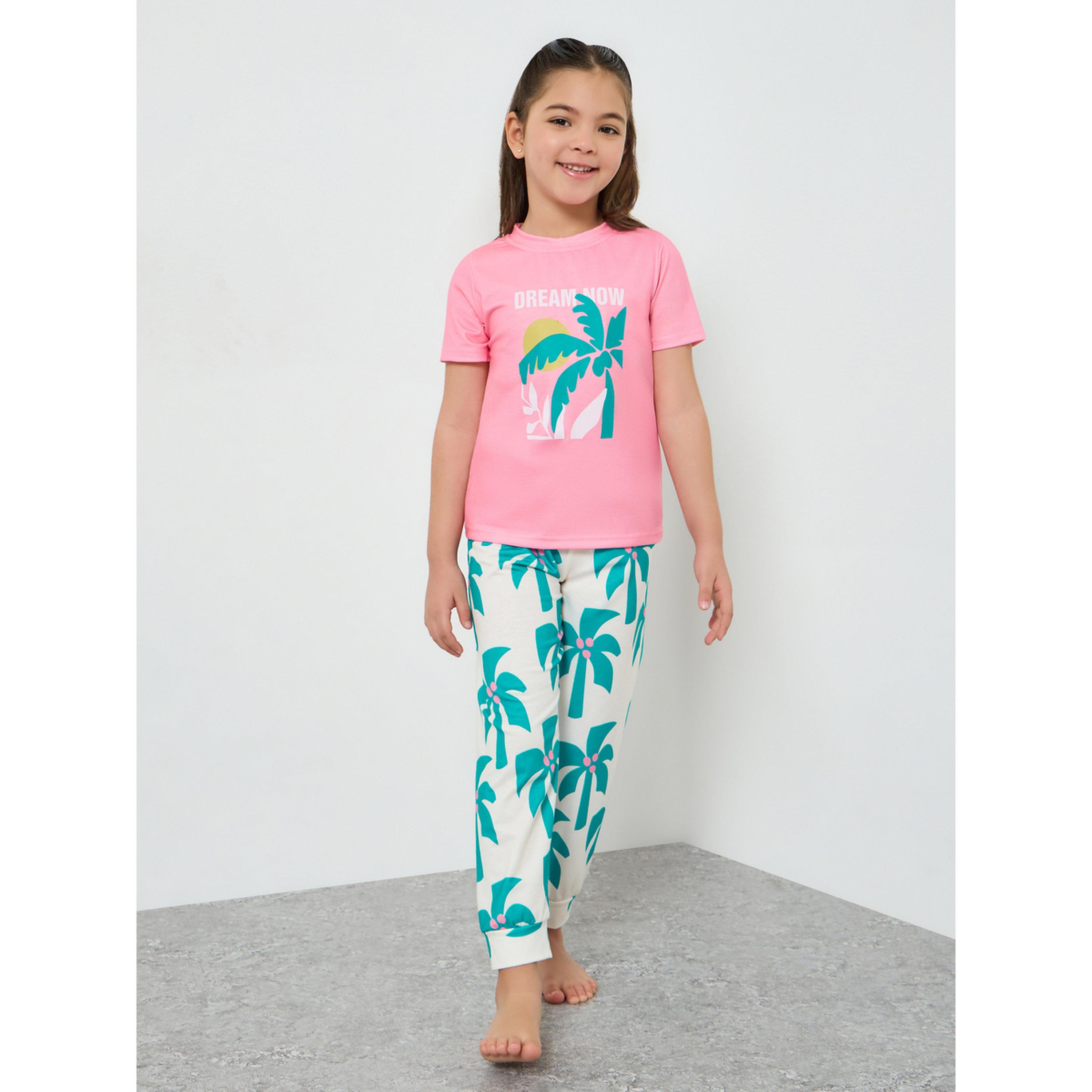 طقم بيجاما من بنطال وتيشيرت للبنات بأكمام قصيرة ومطبع-girls-clothing-nightwear-image-1