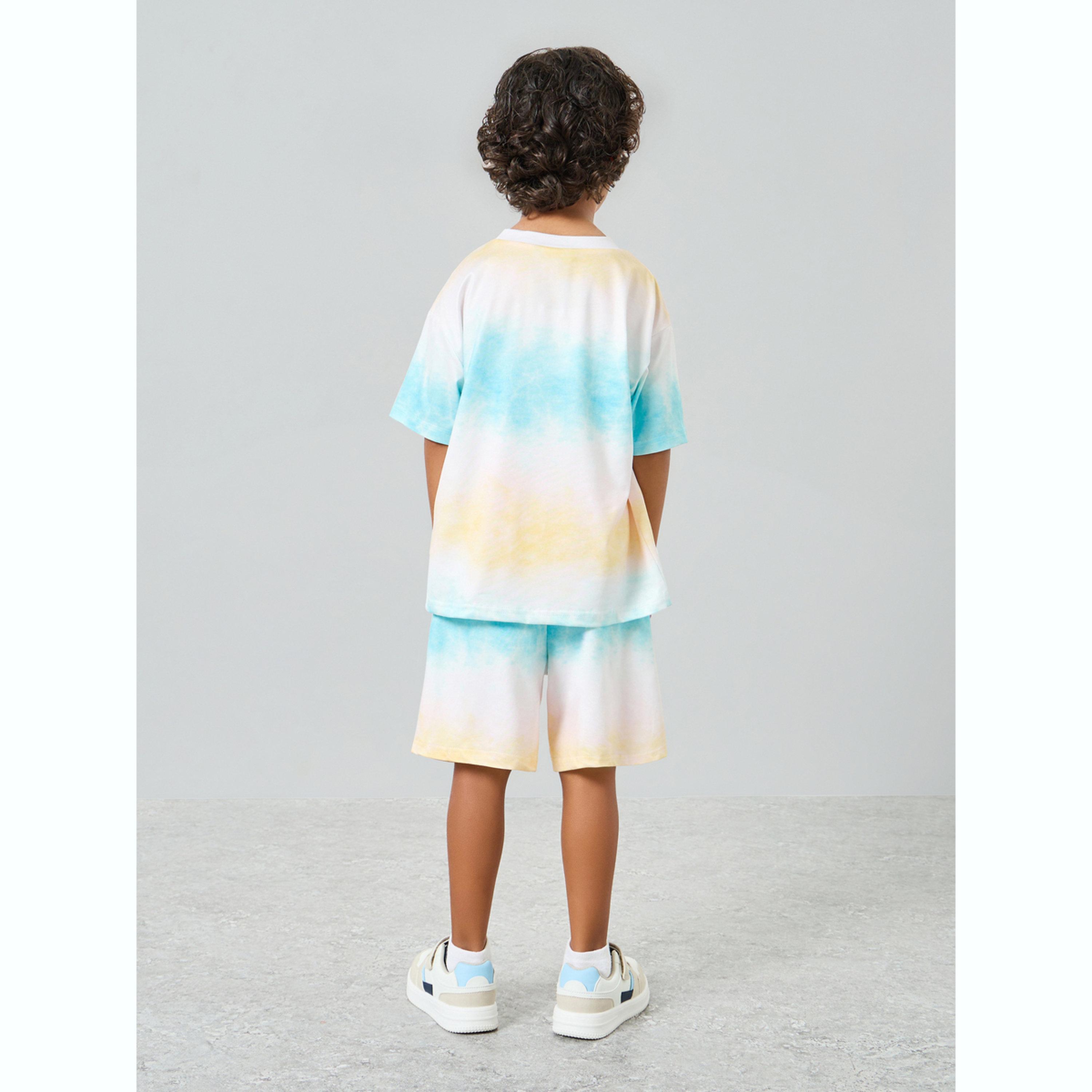 مجموعة للأولاد من شورت وتيشيرت مريح بطبعات تاي داي-boys-clothing-setsandcoords-image-3