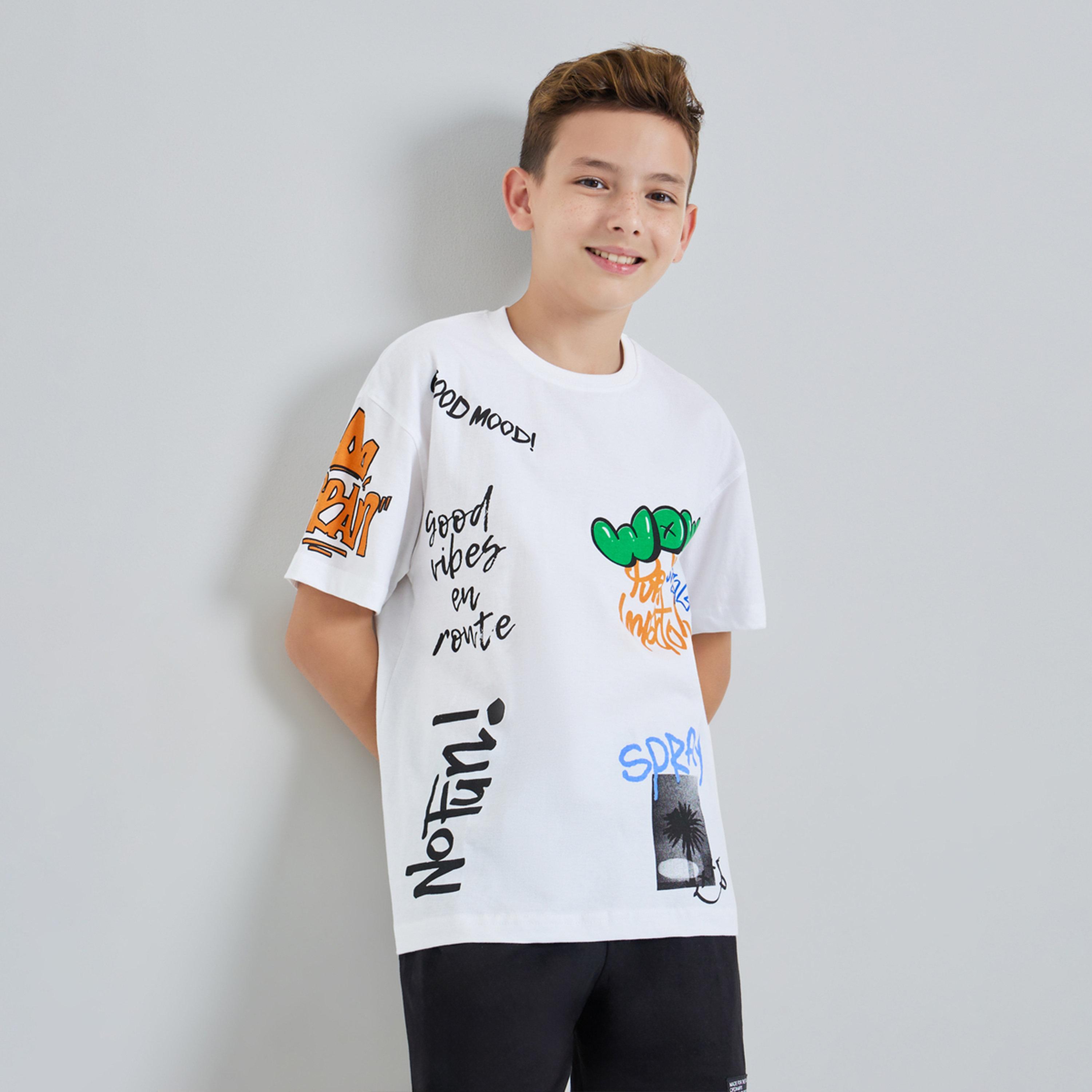 تيشيرت قطن واسع بطبعة جرافيتي مع أكمام قصيرة-boys-clothing-tshirtsandpolos-image-1