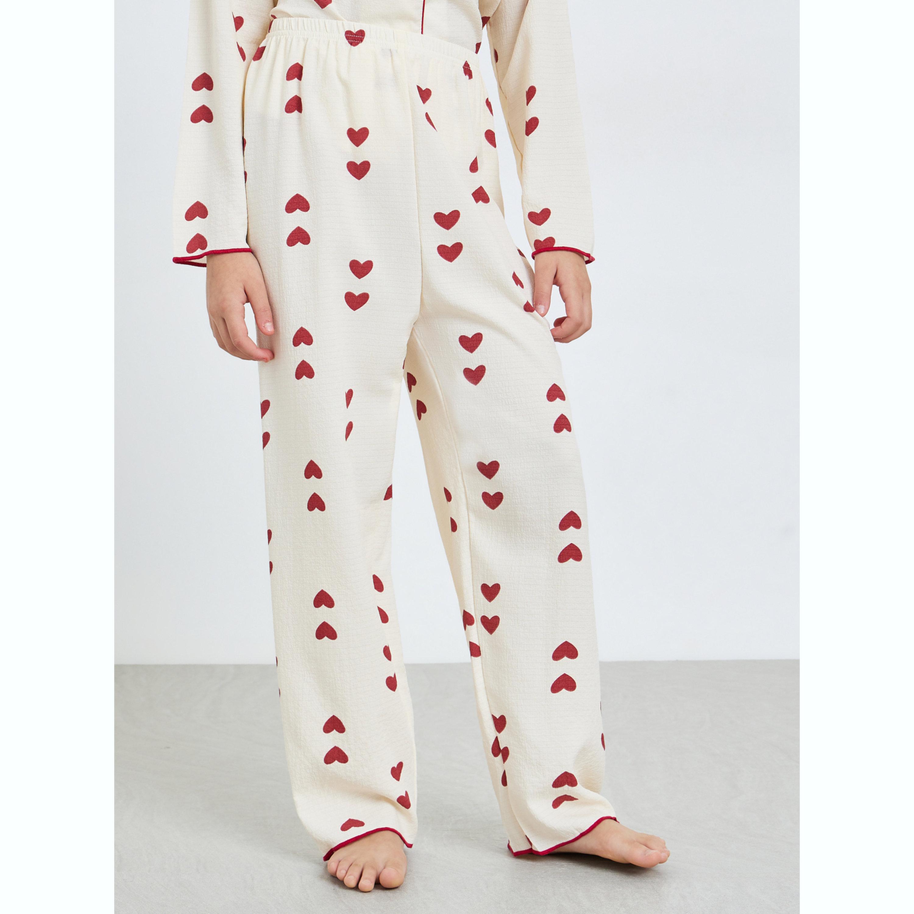 طقم بيجاما من بنطال وبلوزة وطبعة قلب-girls-clothing-nightwear-image-4