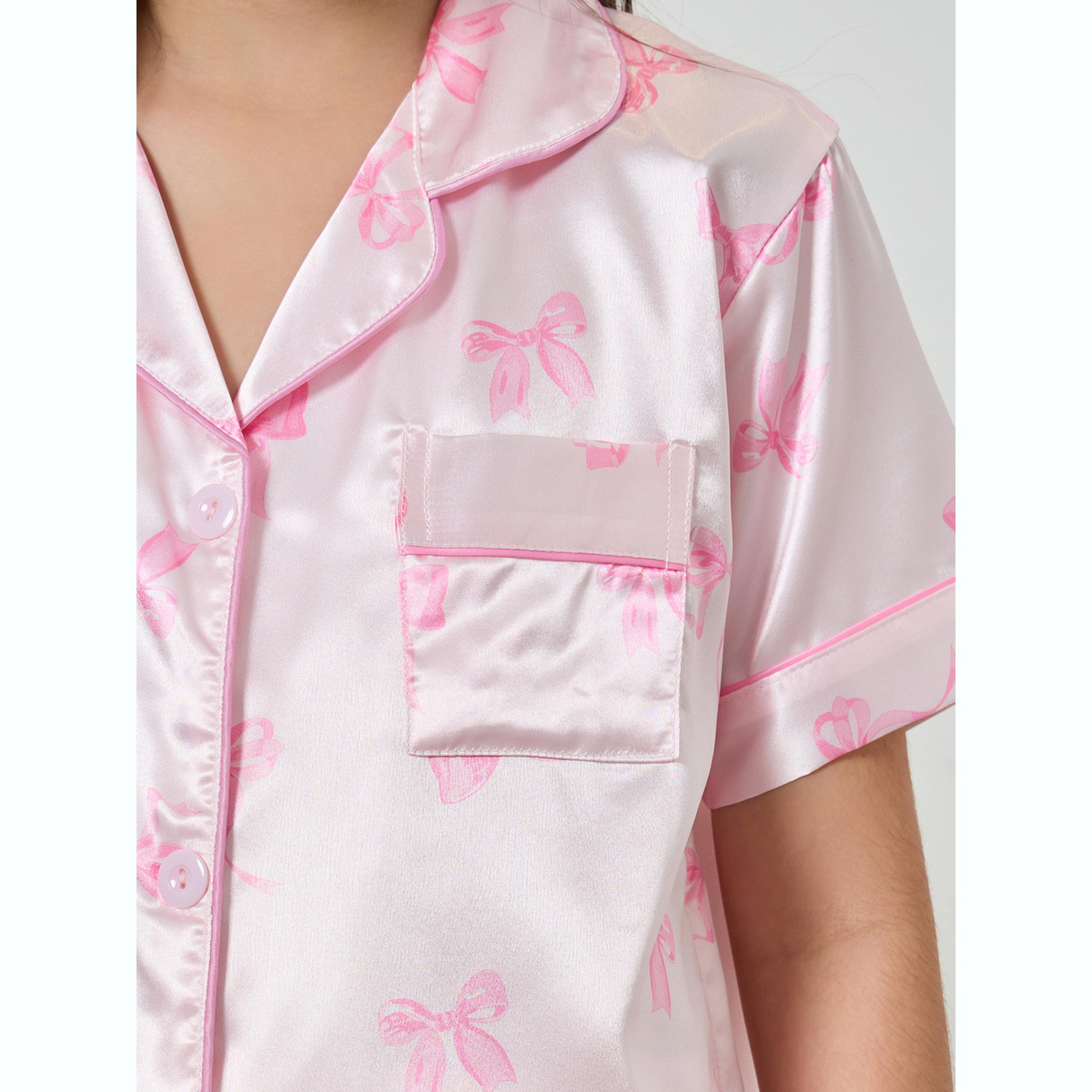 مجموعة من شورت وبلوزة بتفاصيل بارزة وطبعة عقدة-girls-clothing-nightwear-image-5