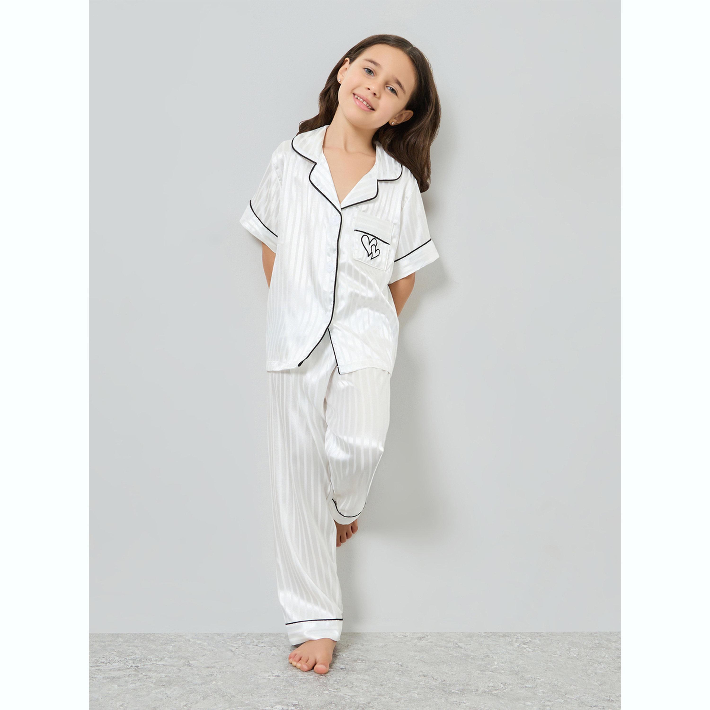 طقم بيجاما من بنطال وبلوزة مخططة بأكمام قصيرة-girls-clothing-nightwear-image-1