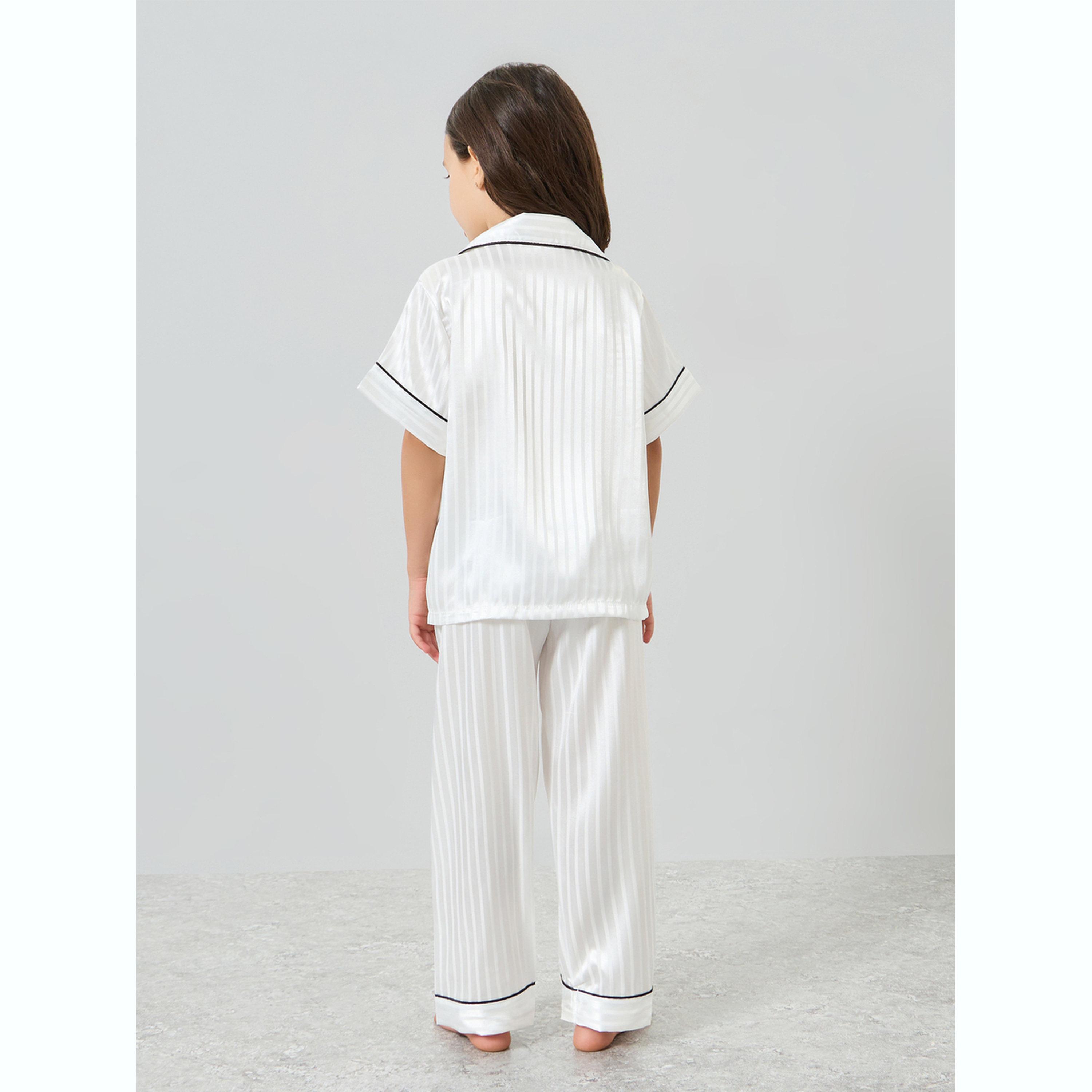 طقم بيجاما من بنطال وبلوزة مخططة بأكمام قصيرة-girls-clothing-nightwear-image-3