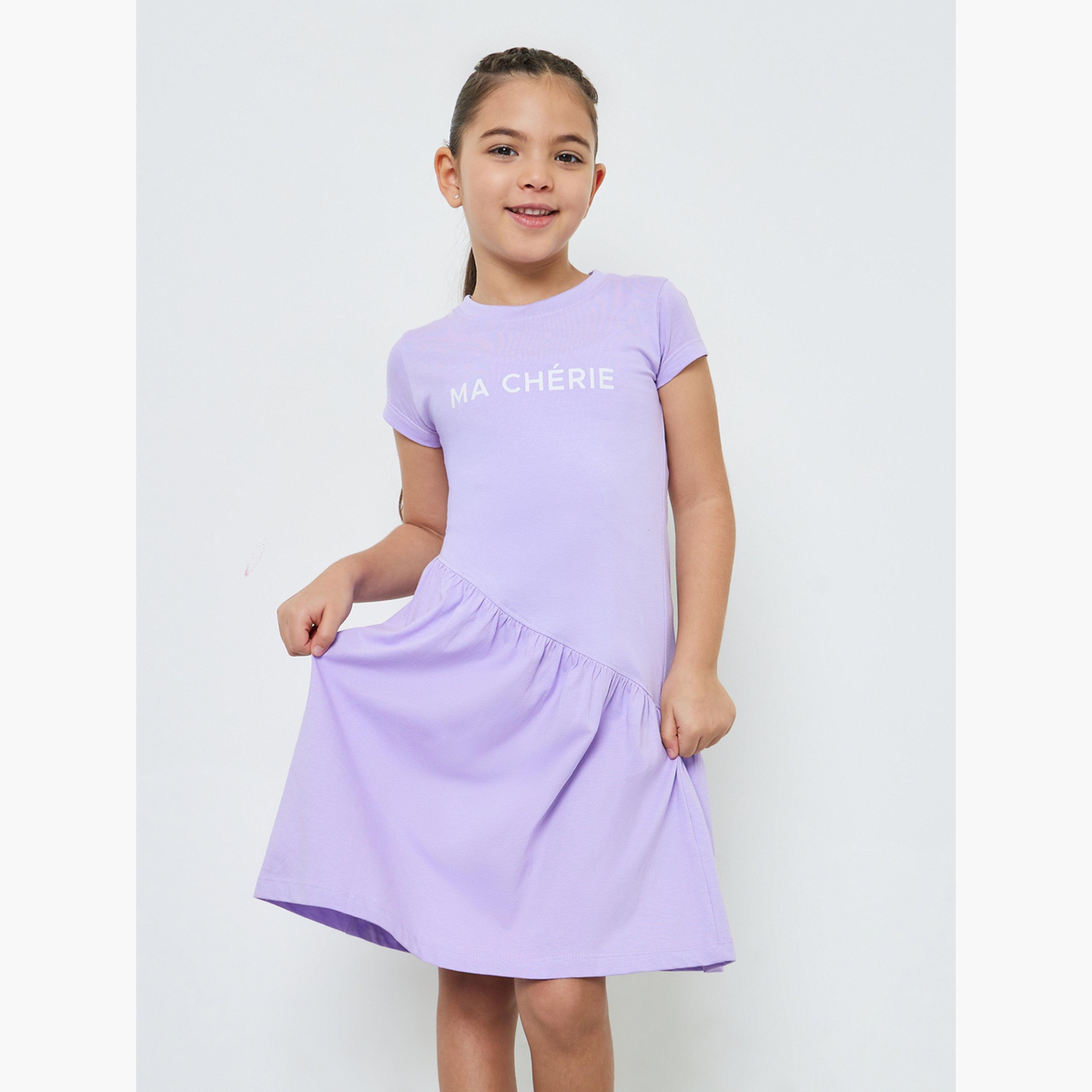 فستان تيشيرت بطبعة كتابة وياقة دائرية-girls-clothing-dressesandjumpsuits-image-1
