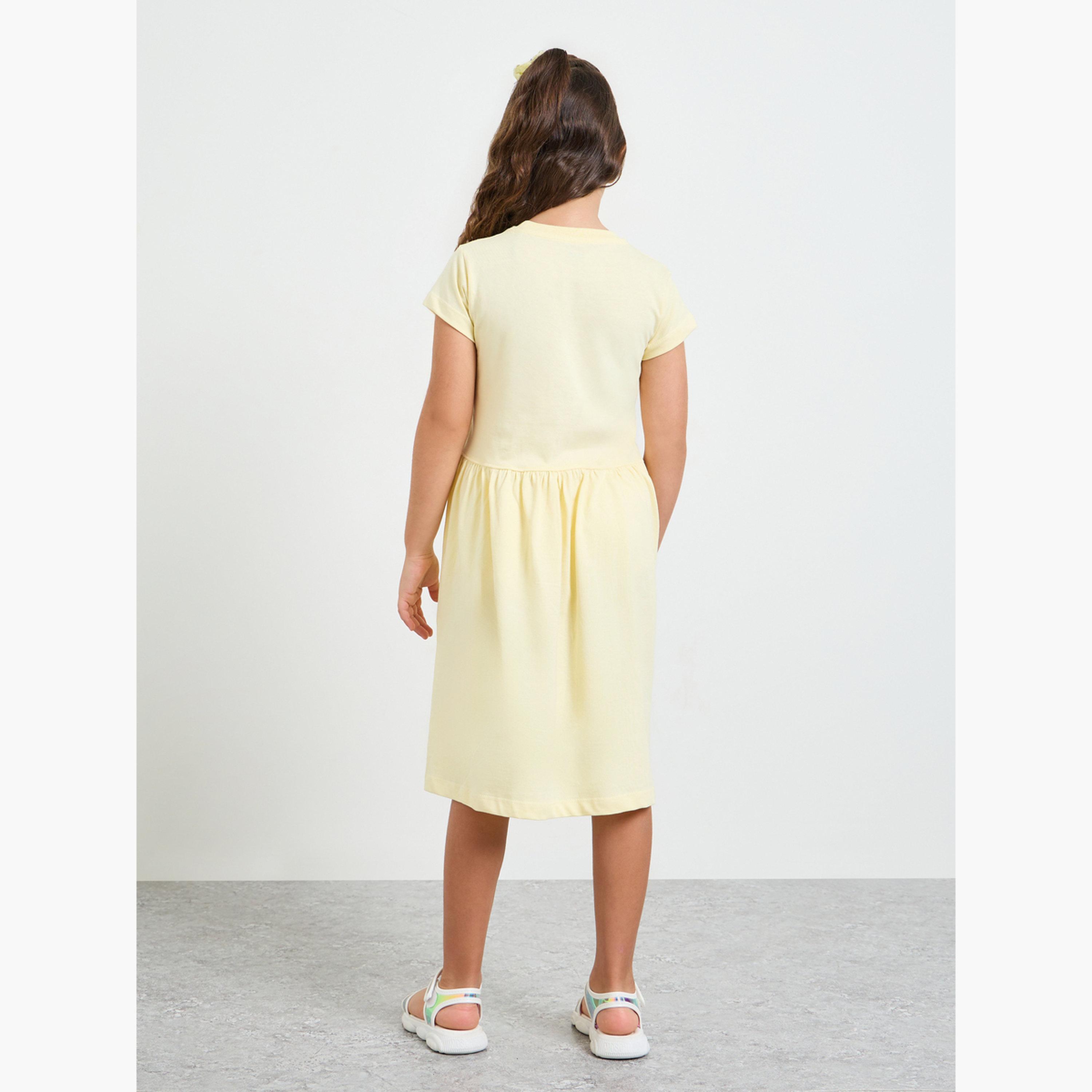 فستان تيشيرت بياقة دائرية وطبعة كتابة للبنات-girls-clothing-dressesandjumpsuits-image-3