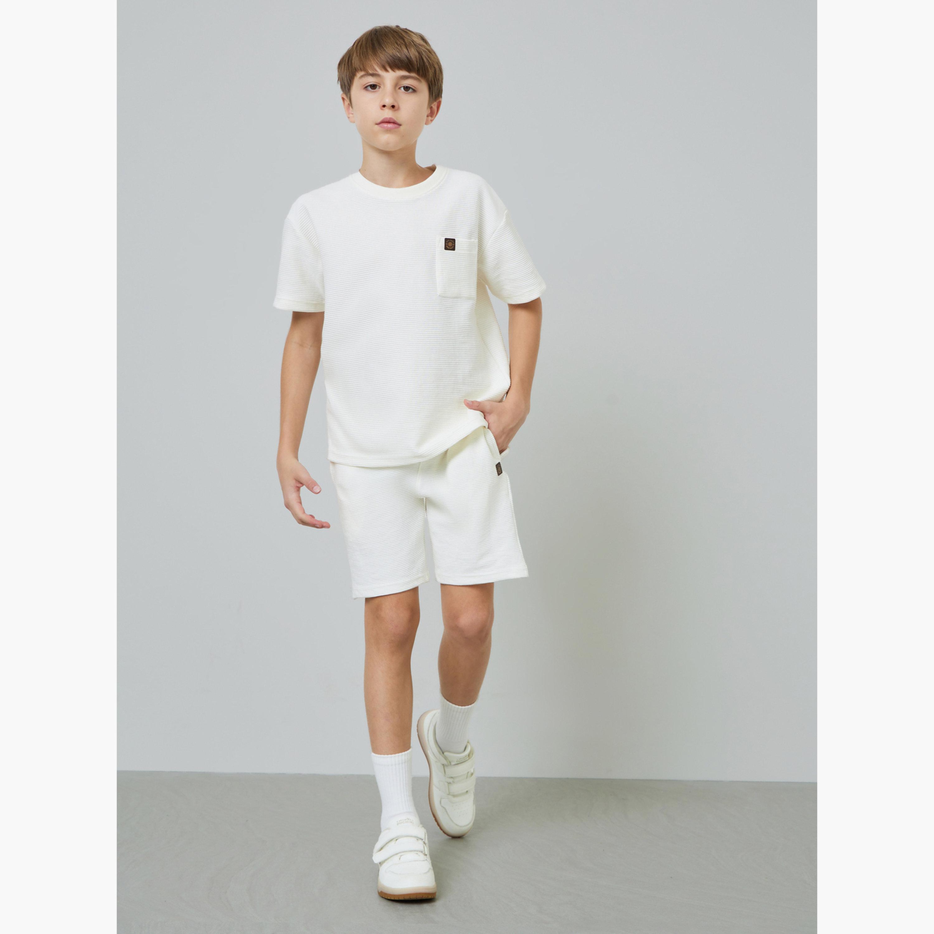 Styli Teen Boys Textured Oversized T-Shirt and Shorts Set-boys-clothing-setsandcoords-image-2