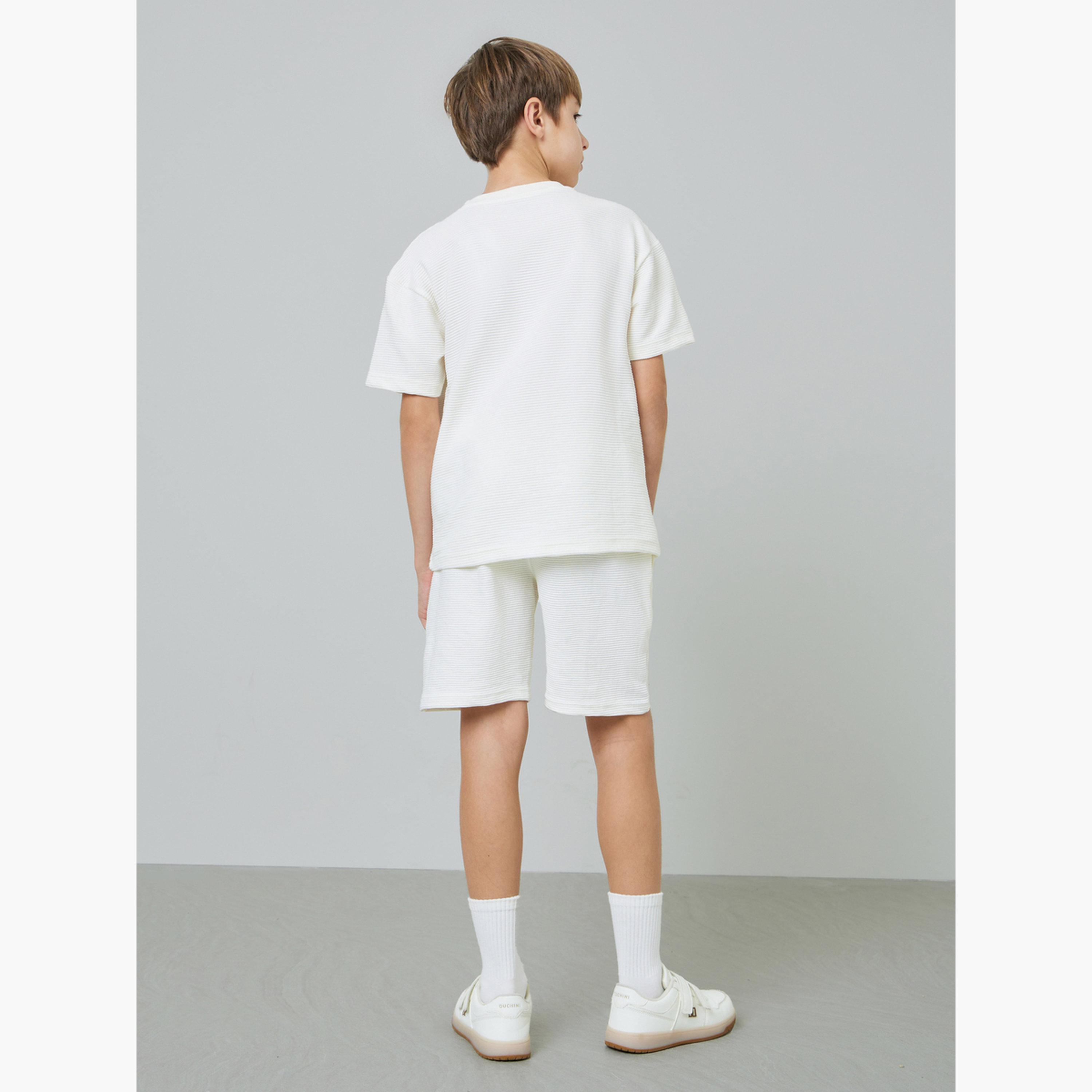 Styli Teen Boys Textured Oversized T-Shirt and Shorts Set-boys-clothing-setsandcoords-image-3