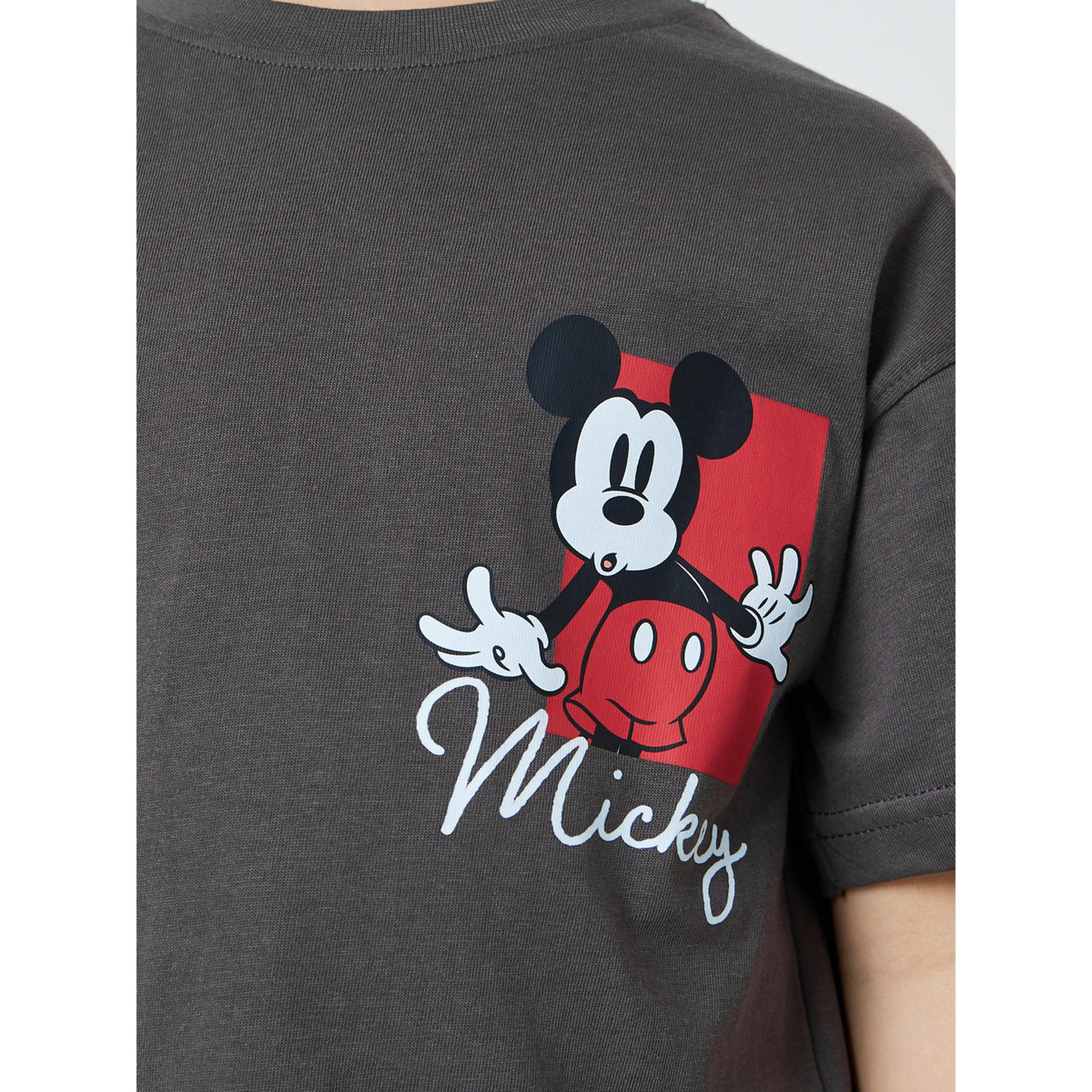 Styli Boys Oversized Mickey and Friends Graphic T-Shirt-boys-clothing-tshirtsandpolos-image-5