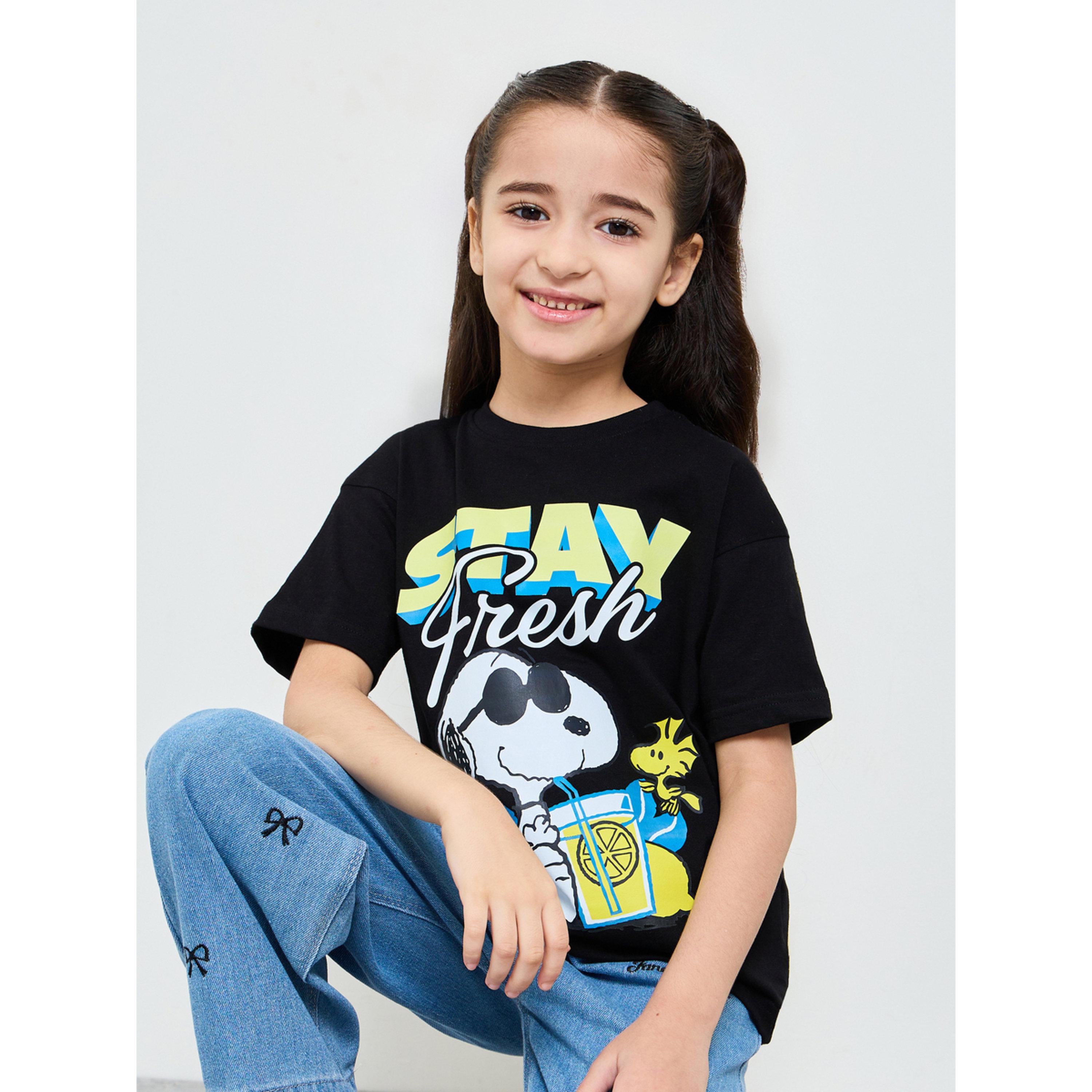تيشيرت واسع بأكمام قصيرة وطبعة سنوبي للبنات-girls-clothing-tshirts-image-3