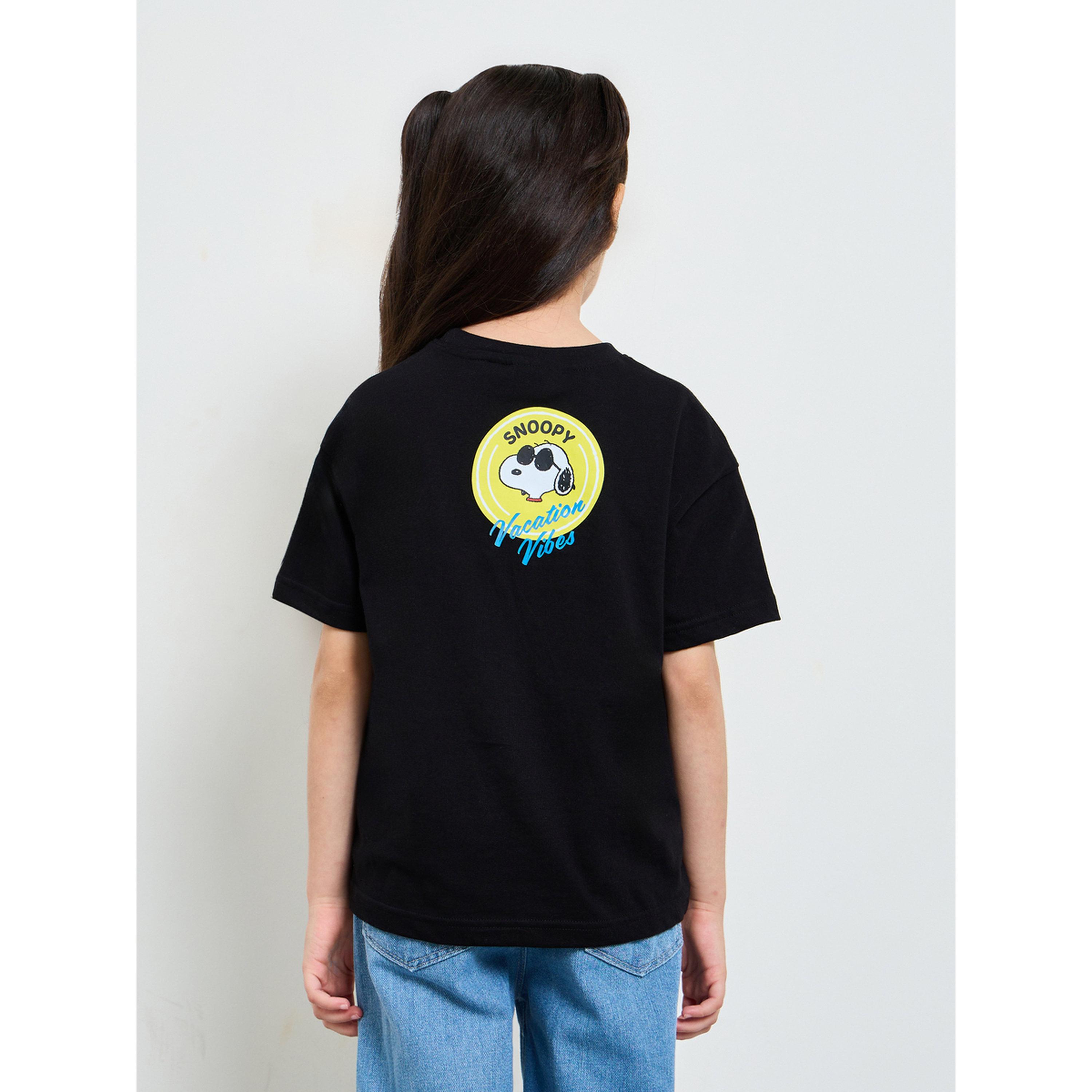 تيشيرت واسع بأكمام قصيرة وطبعة سنوبي للبنات-girls-clothing-tshirts-image-4