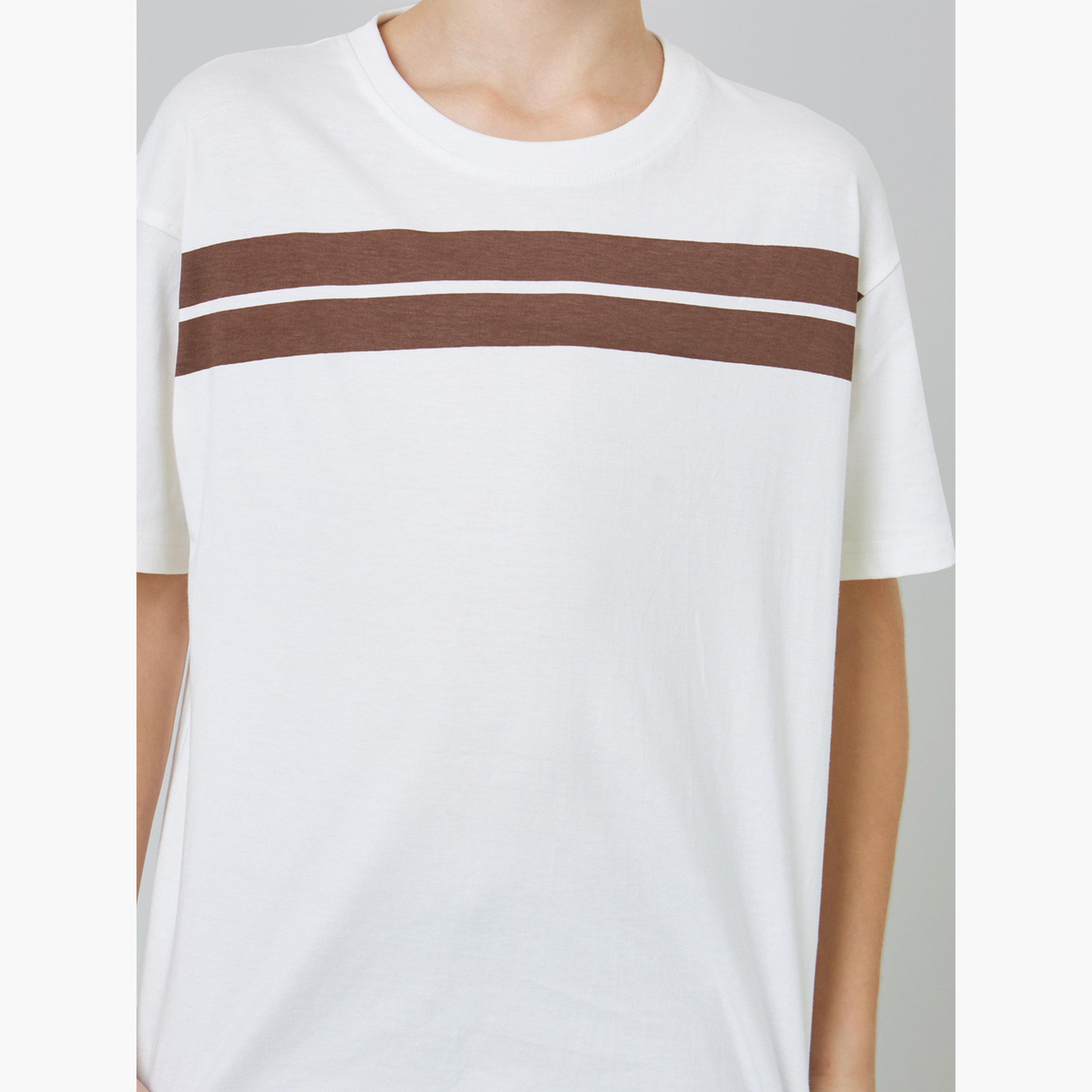 مجموعة من شورت وتيشيرت واسع مخطط للأولاد-boys-clothing-setsandcoords-image-5
