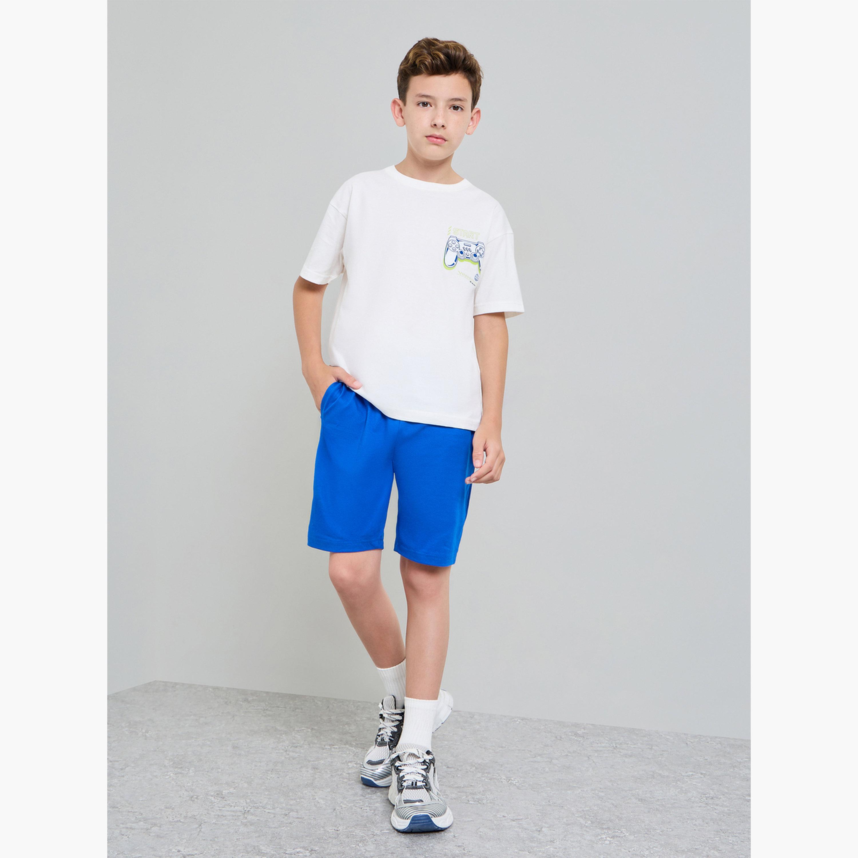 مجموعة من شورت وتيشيرت واسع بطبعات-boys-clothing-setsandcoords-image-2