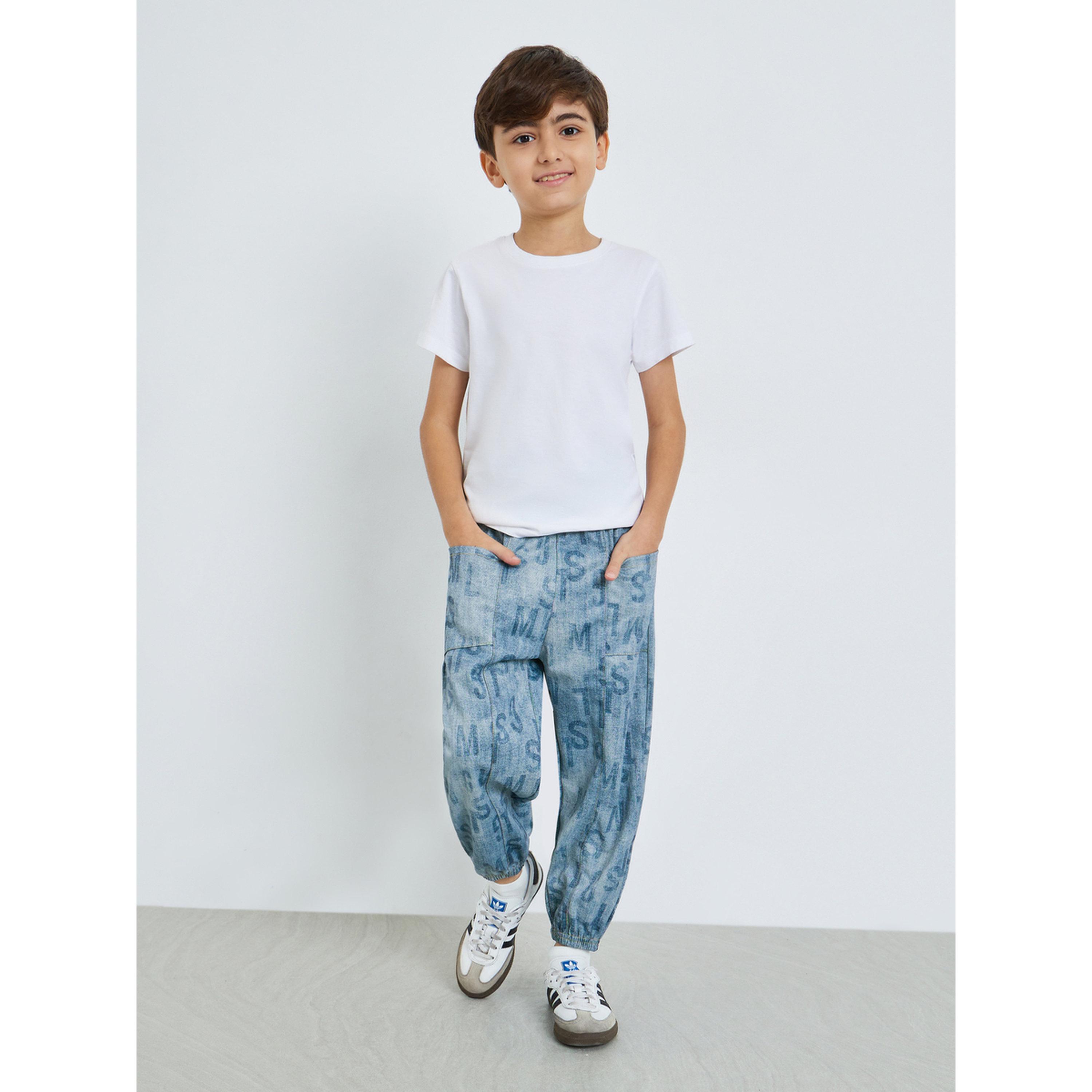 ستايلي - بنطال جينز رياضي للأولاد أزرق مطبوع عليه حروف-boys-clothing-bottoms-jeans-image-2