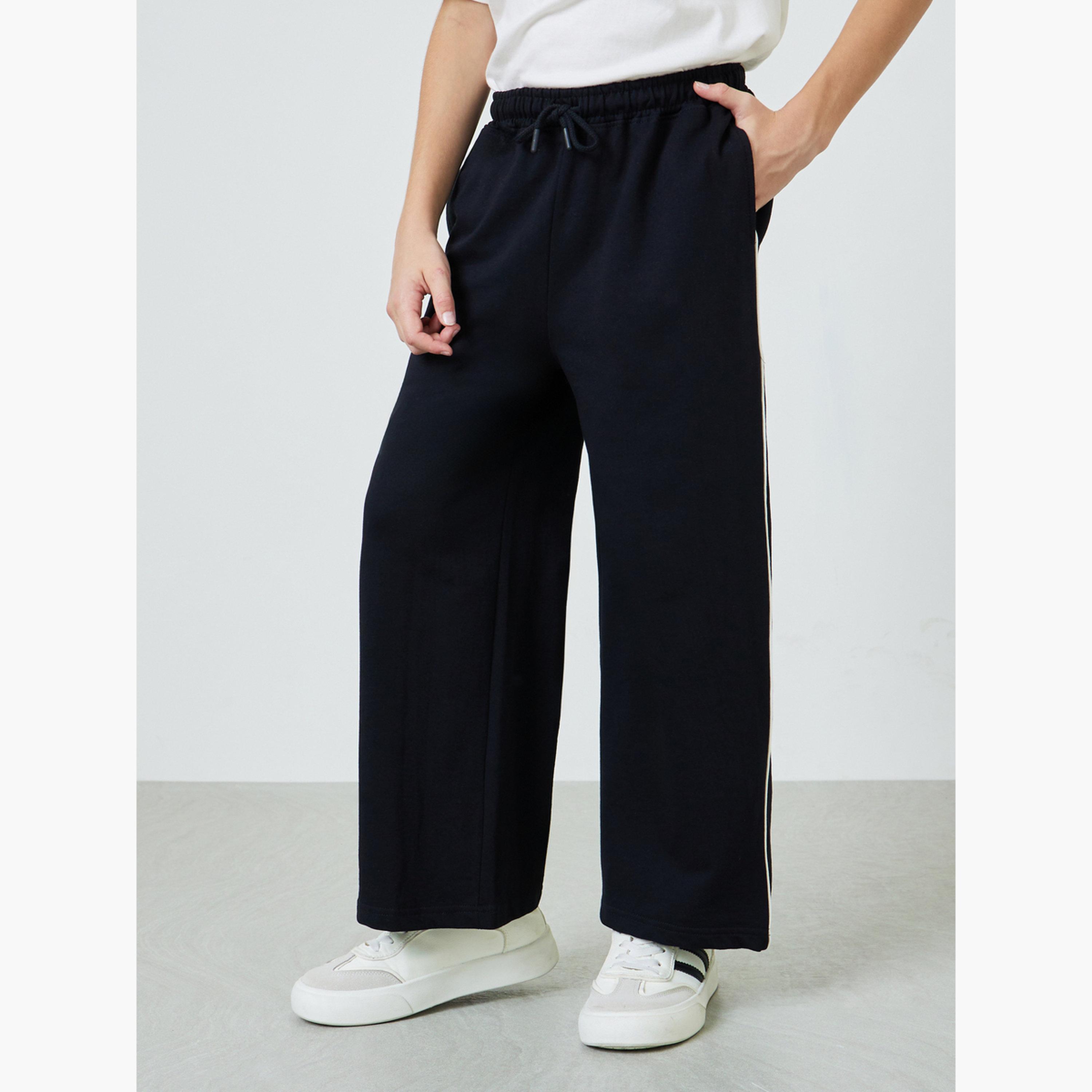Styli Teen Boys Wide Leg Joggers with Side Piping-boys-clothing-bottoms-joggersandtrackpants-image-1