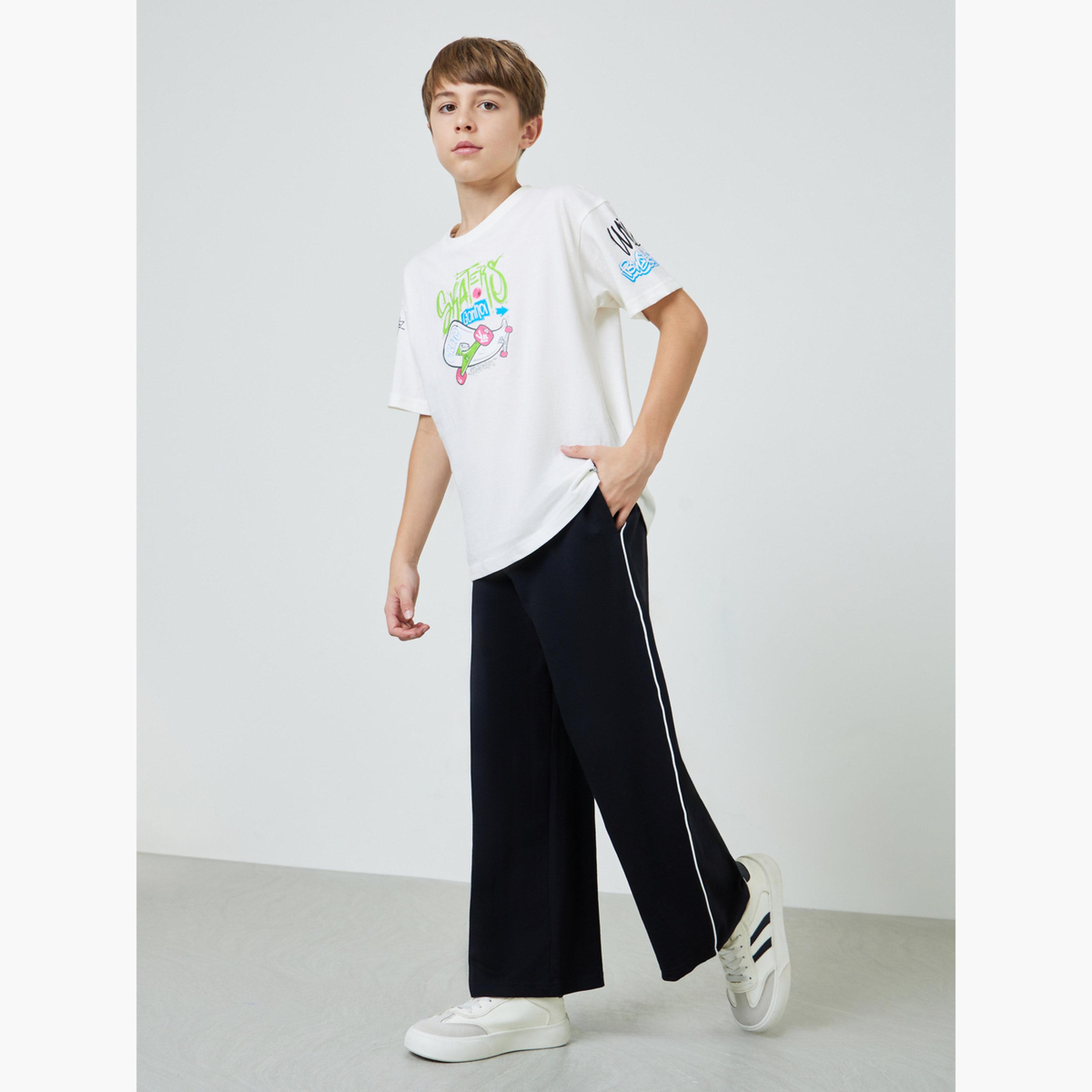Styli Teen Boys Wide Leg Joggers with Side Piping-boys-clothing-bottoms-joggersandtrackpants-image-2