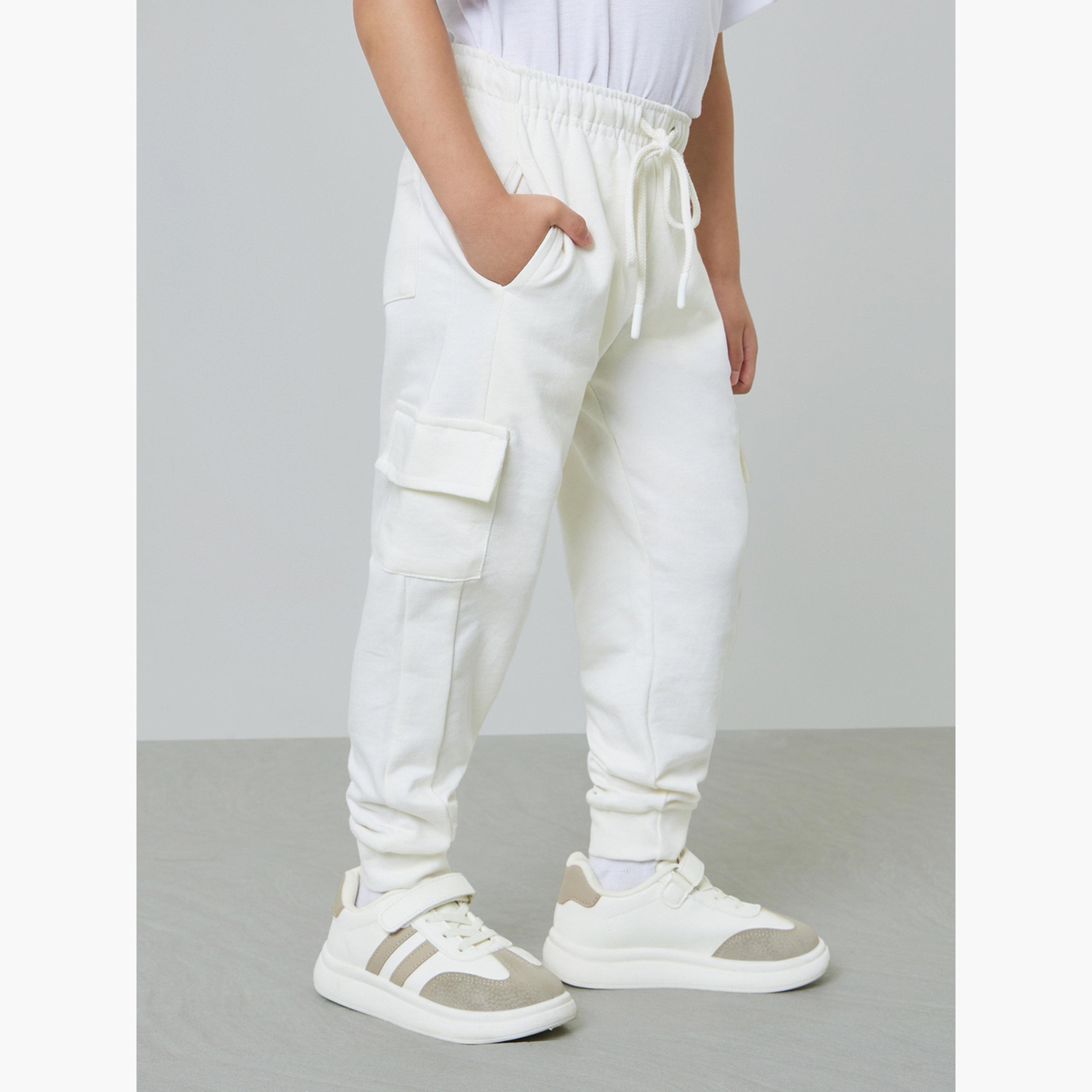 Styli Boys Solid Cargo Joggers with Drawstring-boys-clothing-bottoms-joggersandtrackpants-image-1