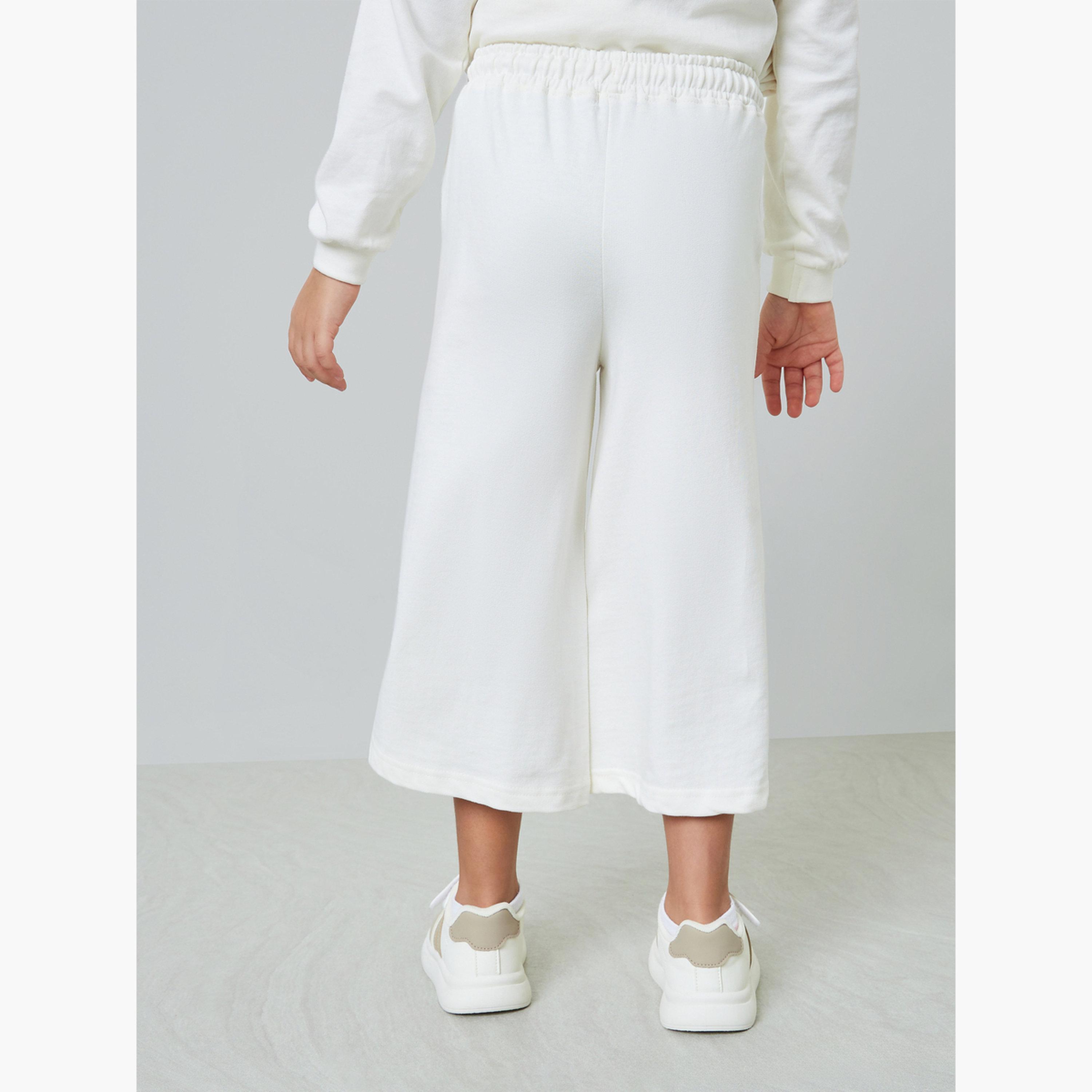 ستايلي - بنطال رياضي قصير واسع الساقين للبنات من القطن الأبيض-girls-clothing-bottoms-joggersandtrackpants-image-4