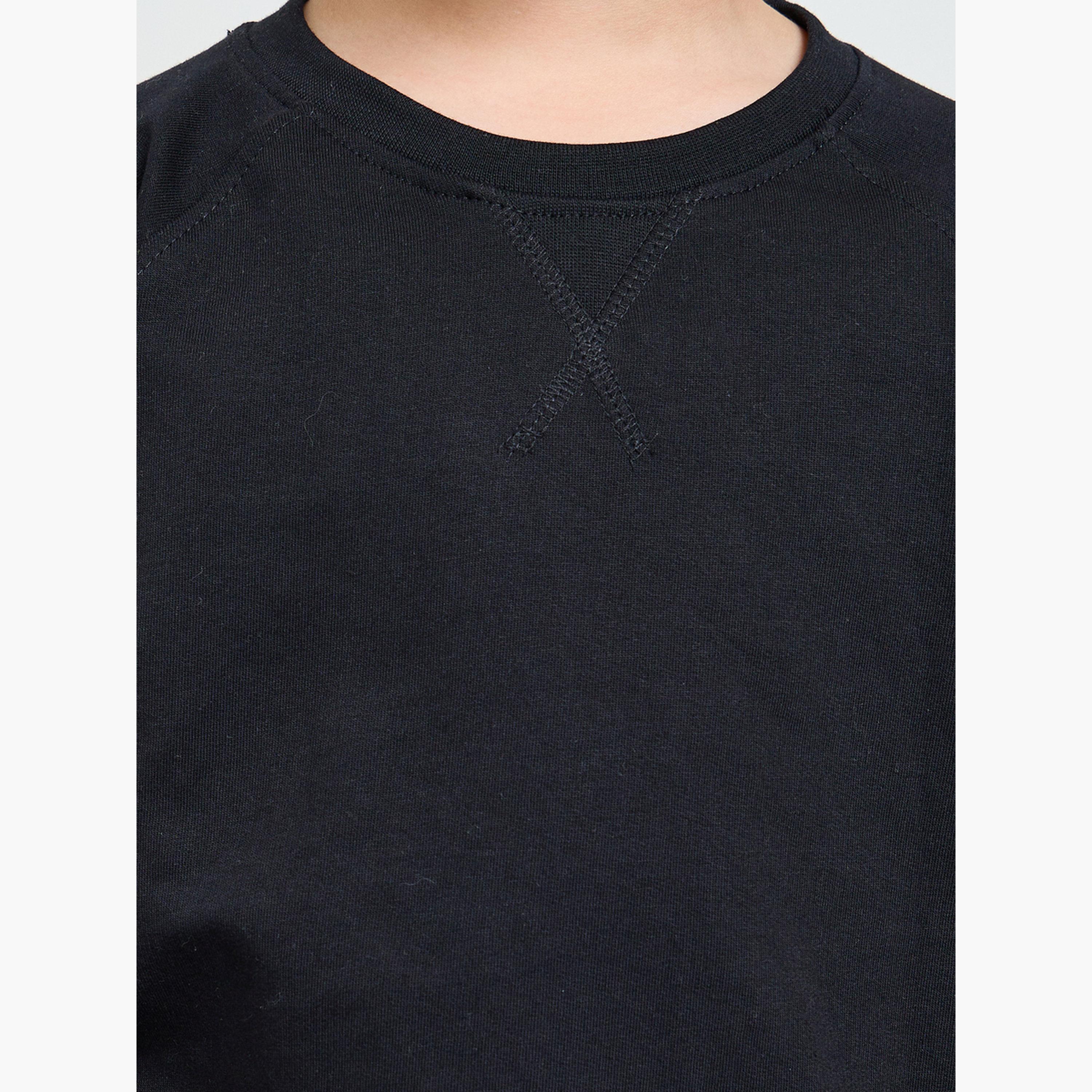 Styli Boys Raglan Sleeve Regular Fit Sweatshirt with Overlock Stitch-boys-clothing-sweatshirts-image-4