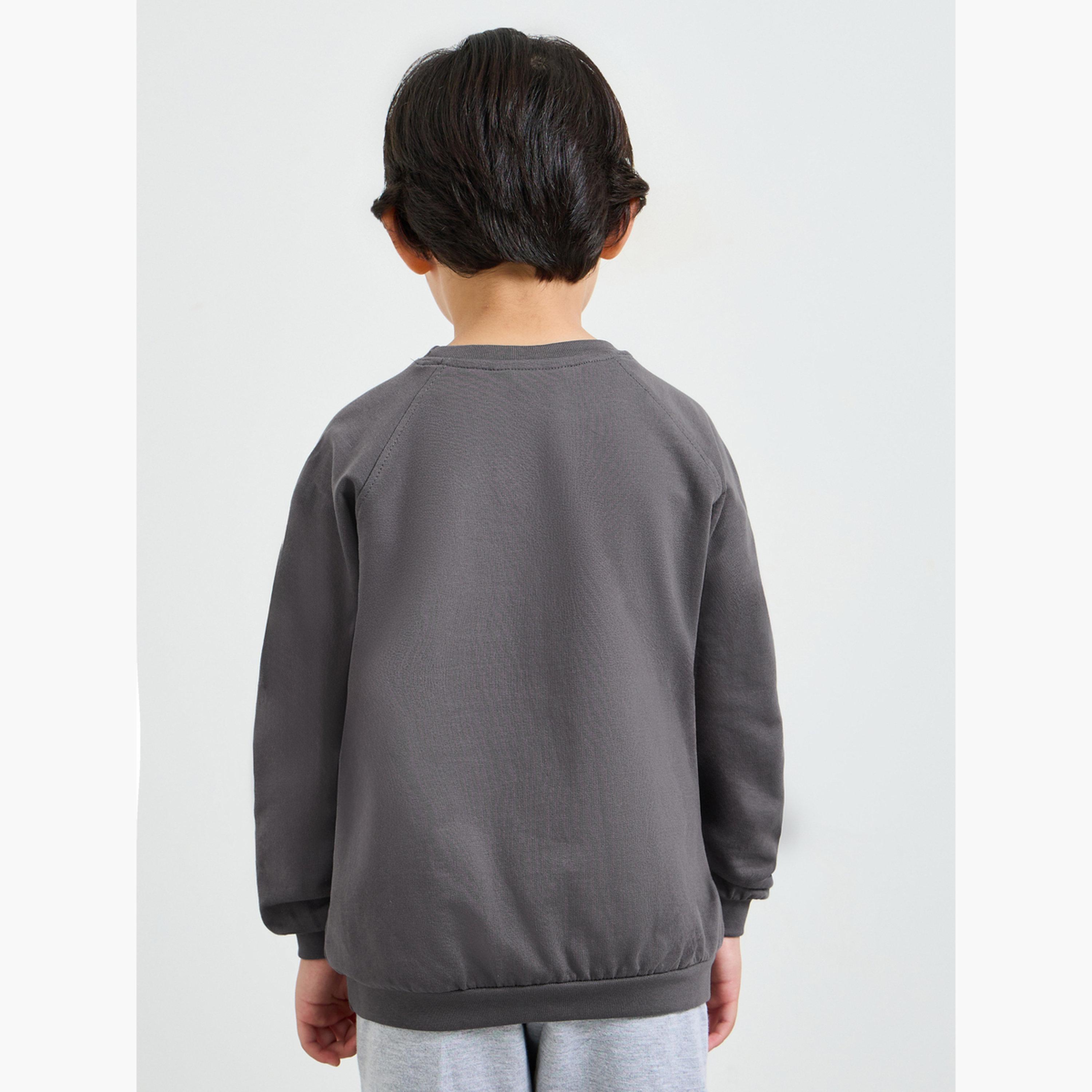 Styli Kids Raglan Sleeve Cotton Regular Fit Sweatshirt-boys-clothing-sweatshirts-image-4