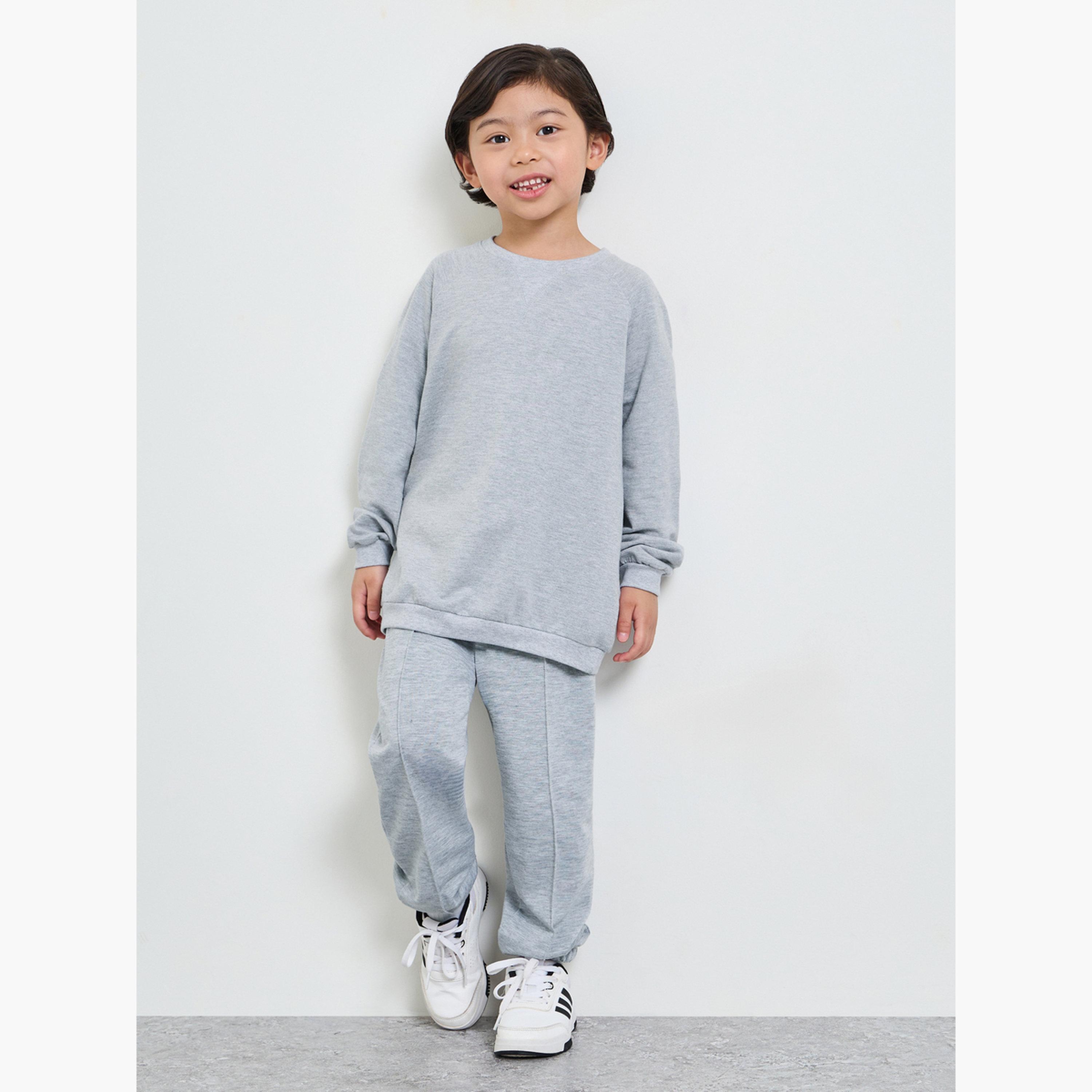 Styli Boys Raglan Sleeve Regular Fit Sweatshirt with Overlock Stitch-boys-clothing-sweatshirts-image-2