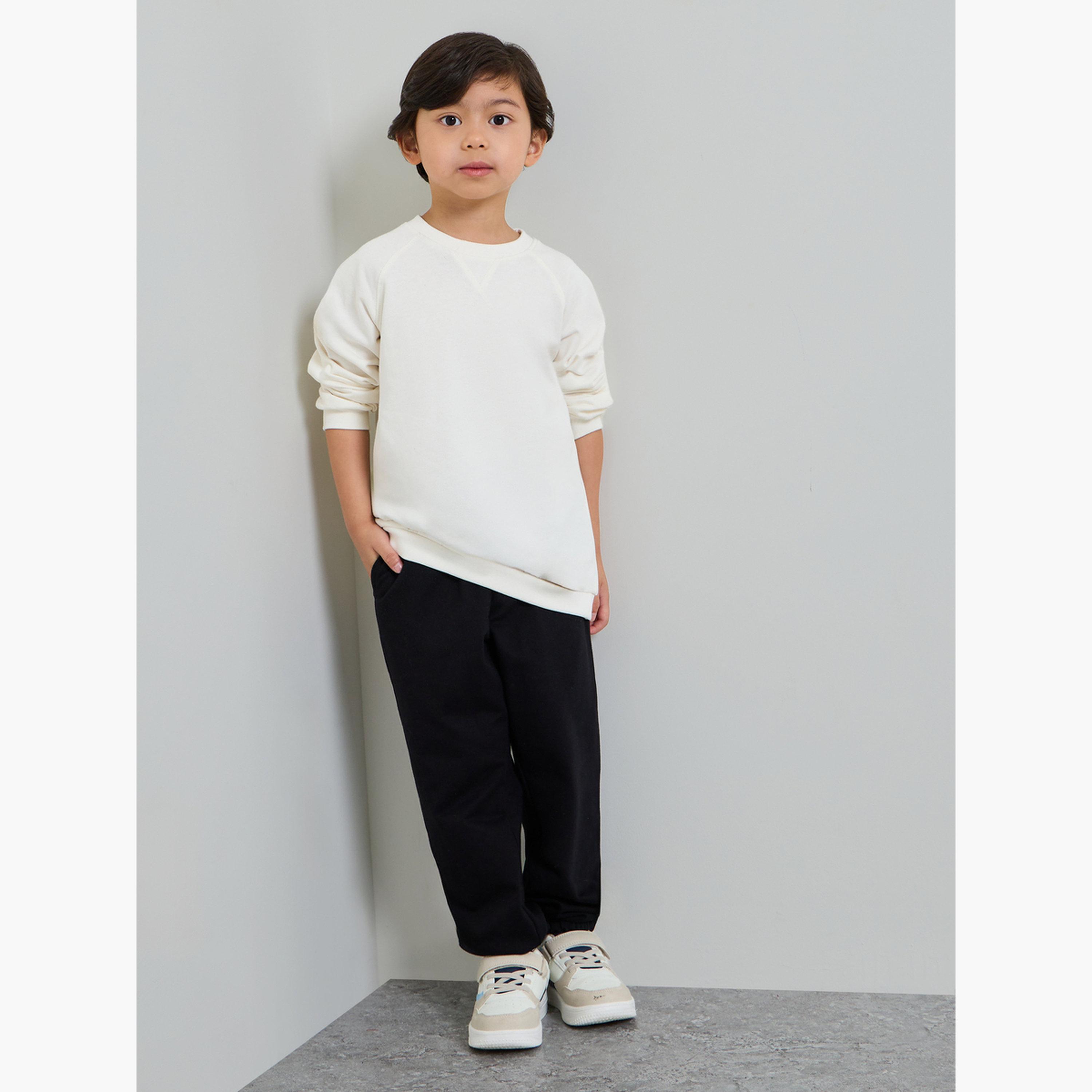 Styli Kids Raglan Sleeve Cotton Regular Fit Sweatshirt-boys-clothing-sweatshirts-image-2
