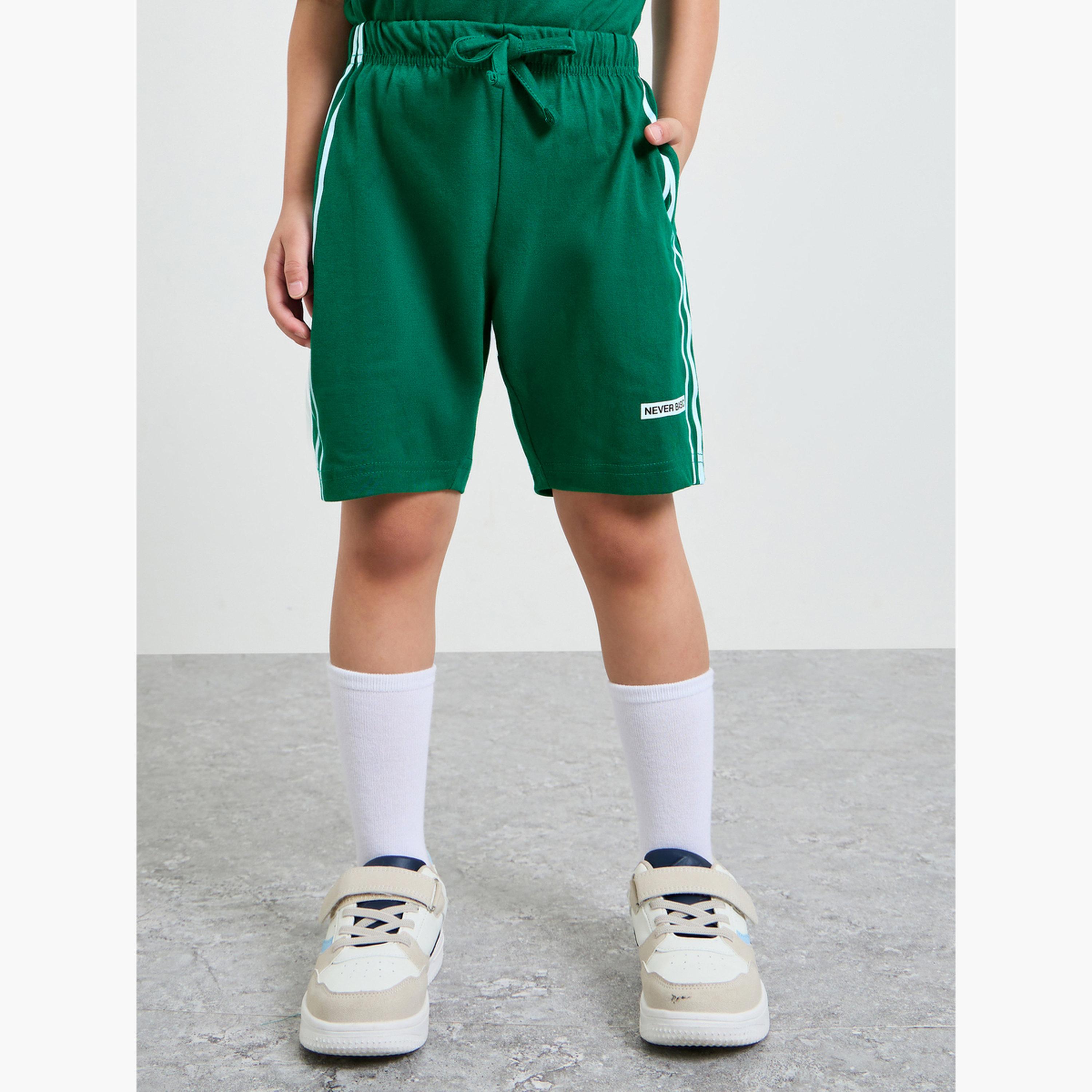 مجموعة من شورت مخطط وتيشيرت واسع للأولاد-boys-clothing-setsandcoords-image-5