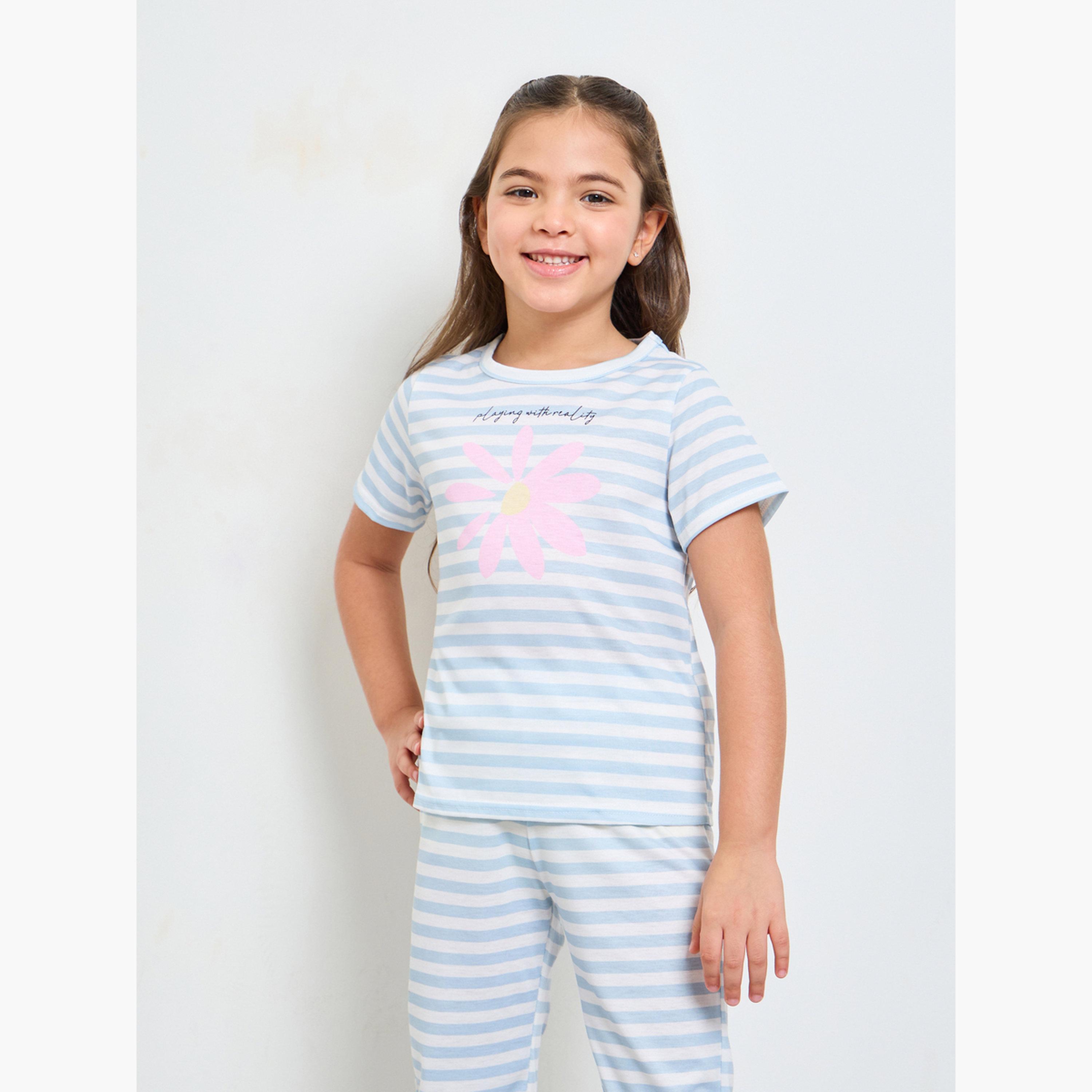 طقم بيجاما من بنطال وتيشيرت مخطط بأكمام قصيرة للبنات-girls-clothing-nightwear-image-2